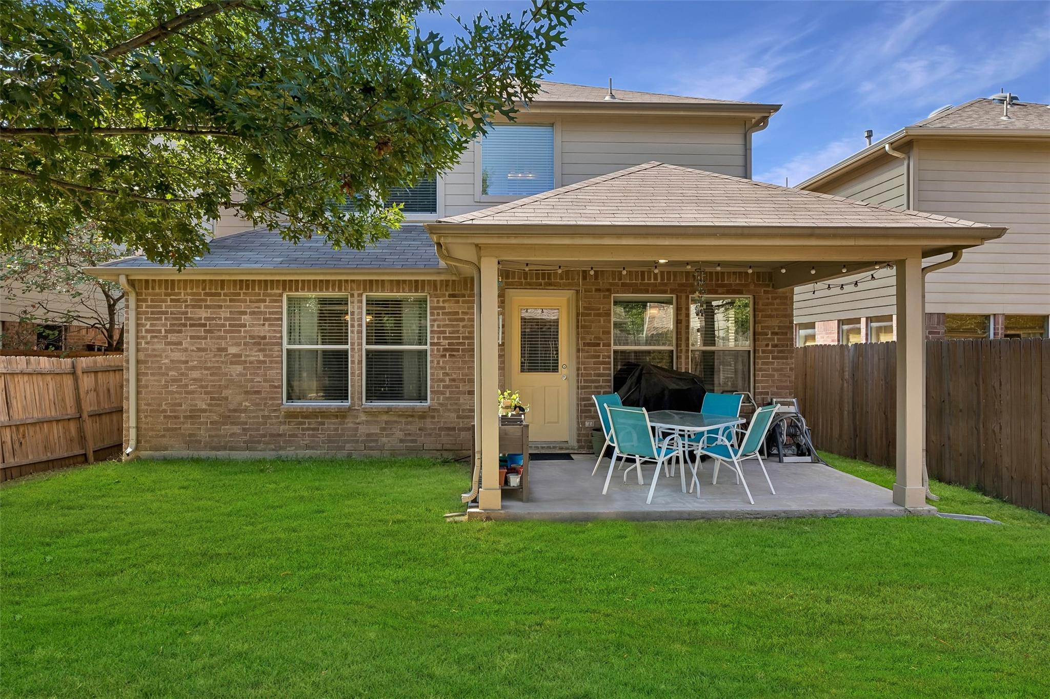 main property photo 23