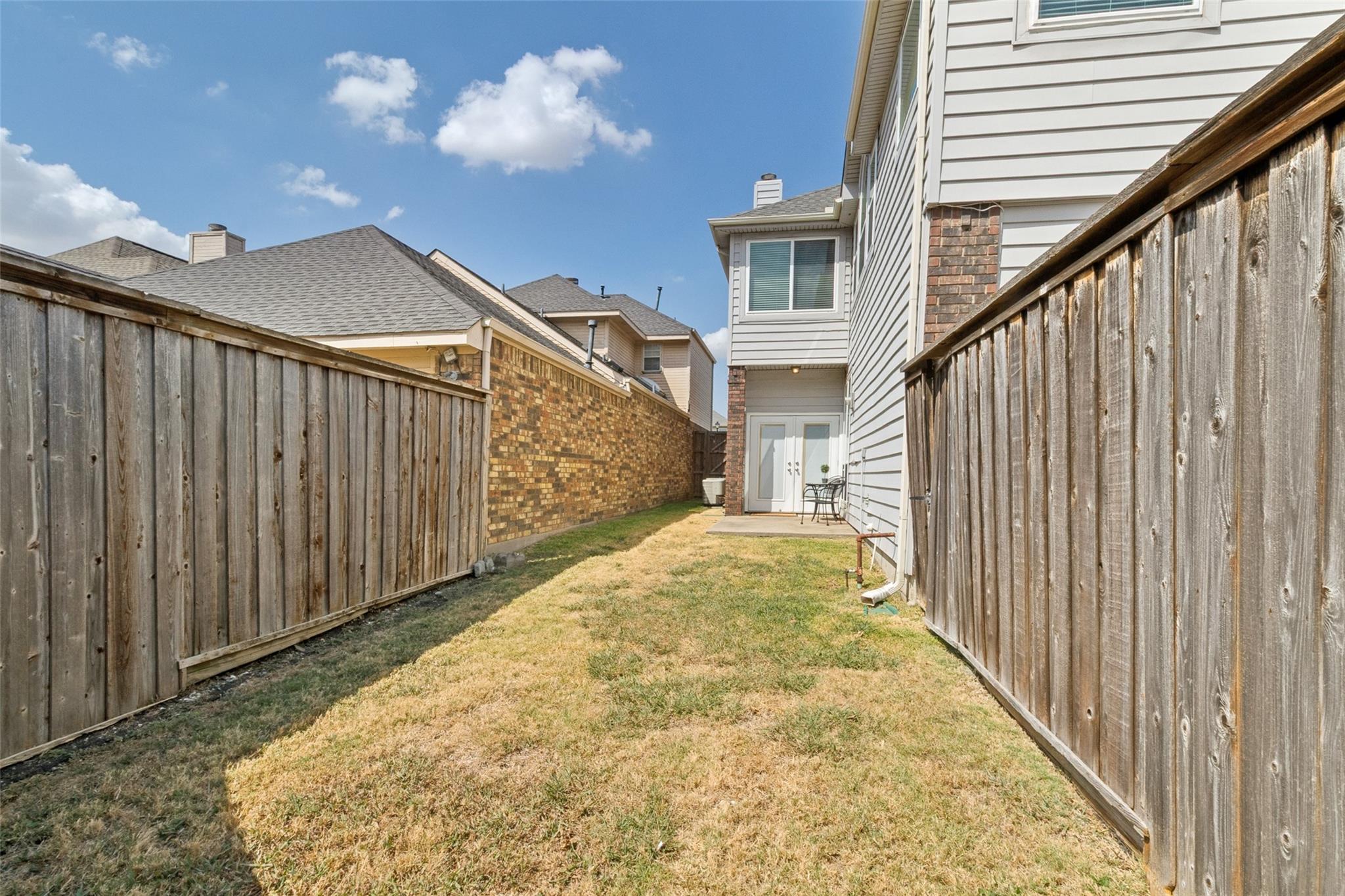 main property photo 22