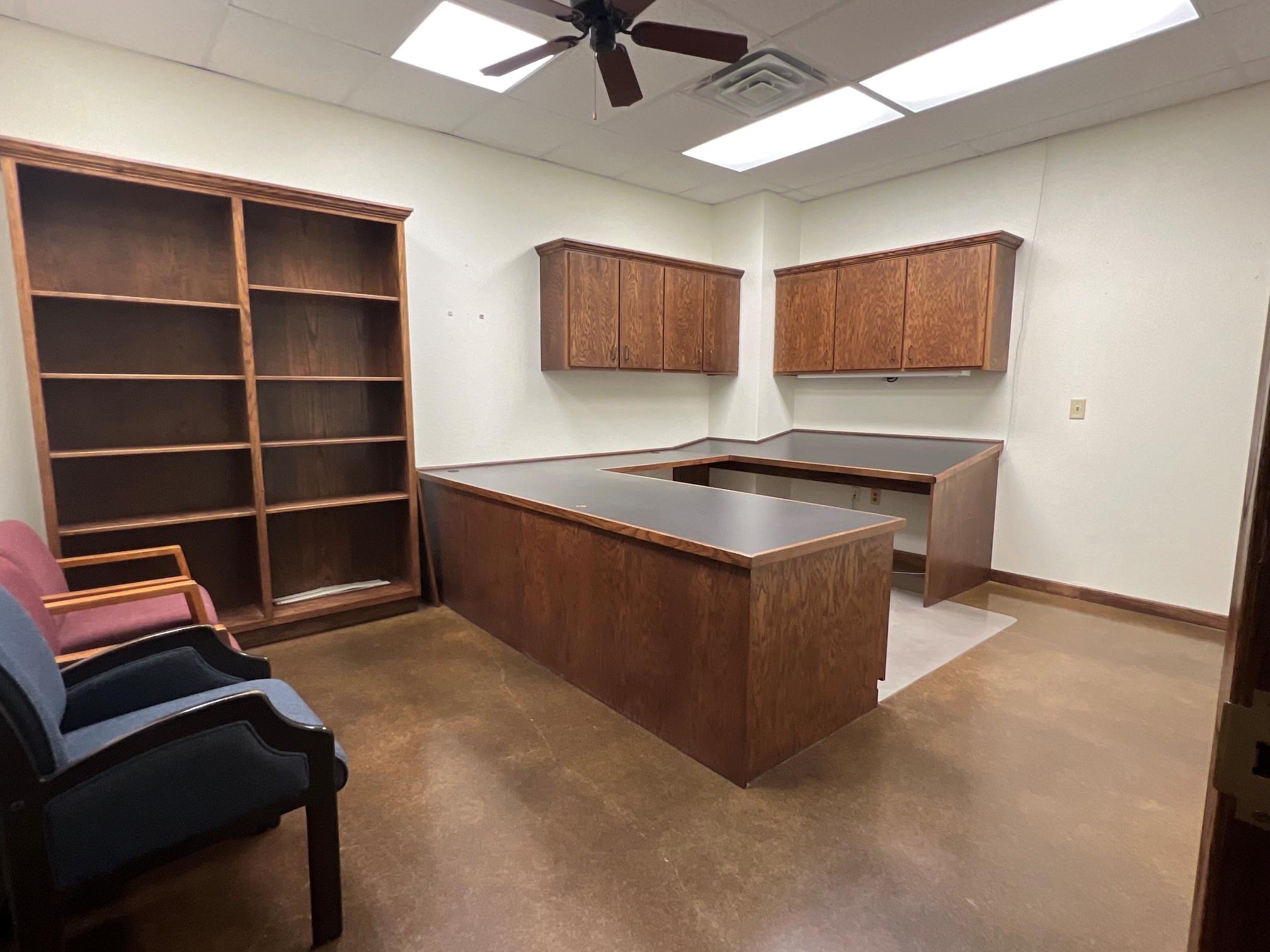 main property photo 10