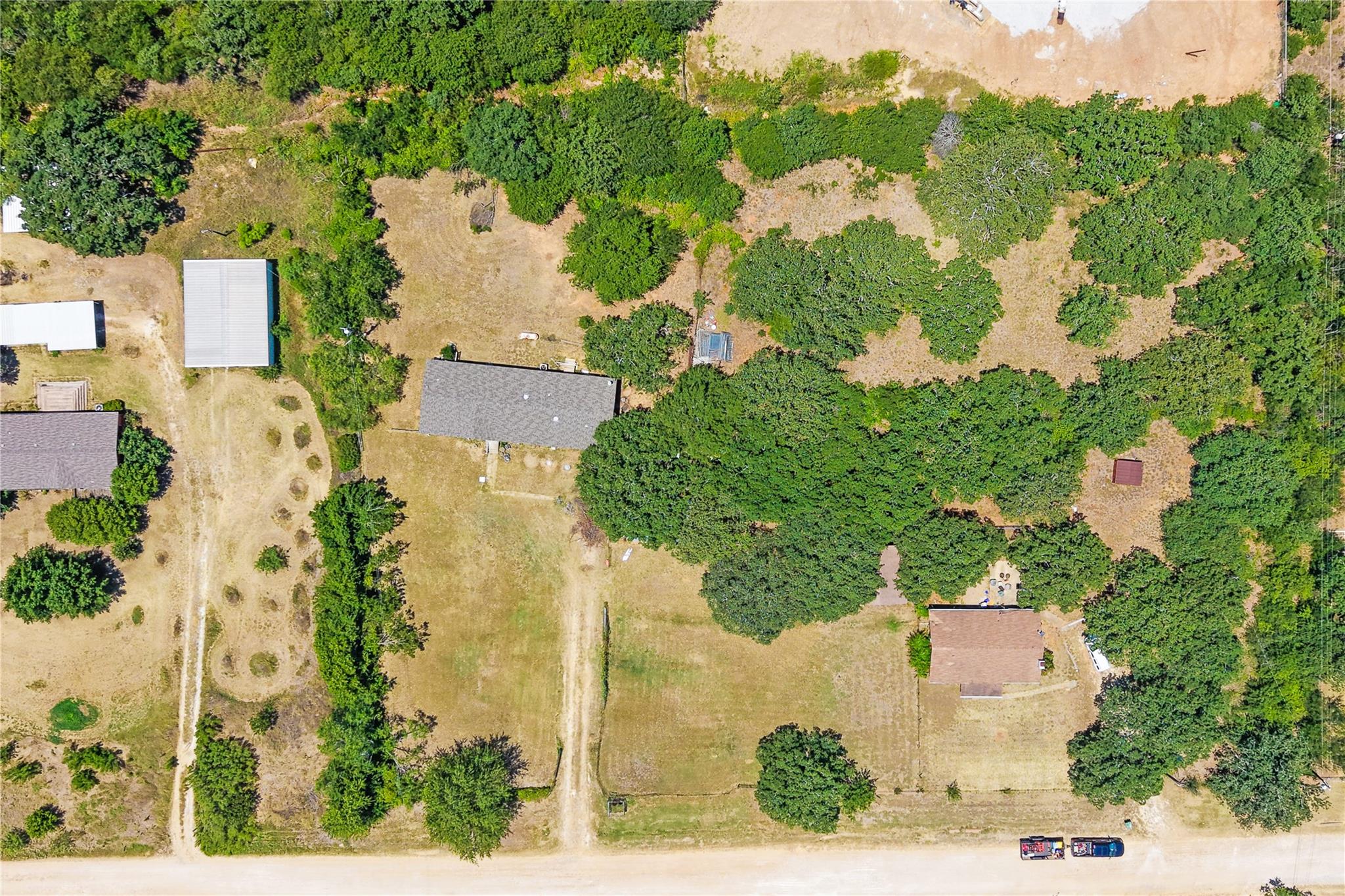 main property photo 13