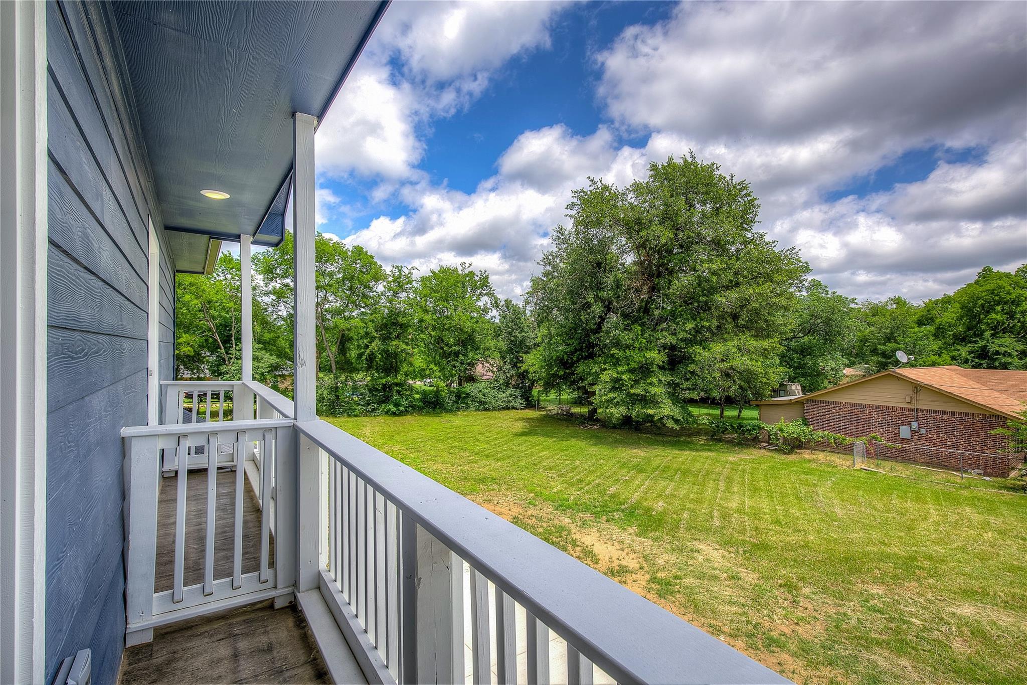 main property photo 21