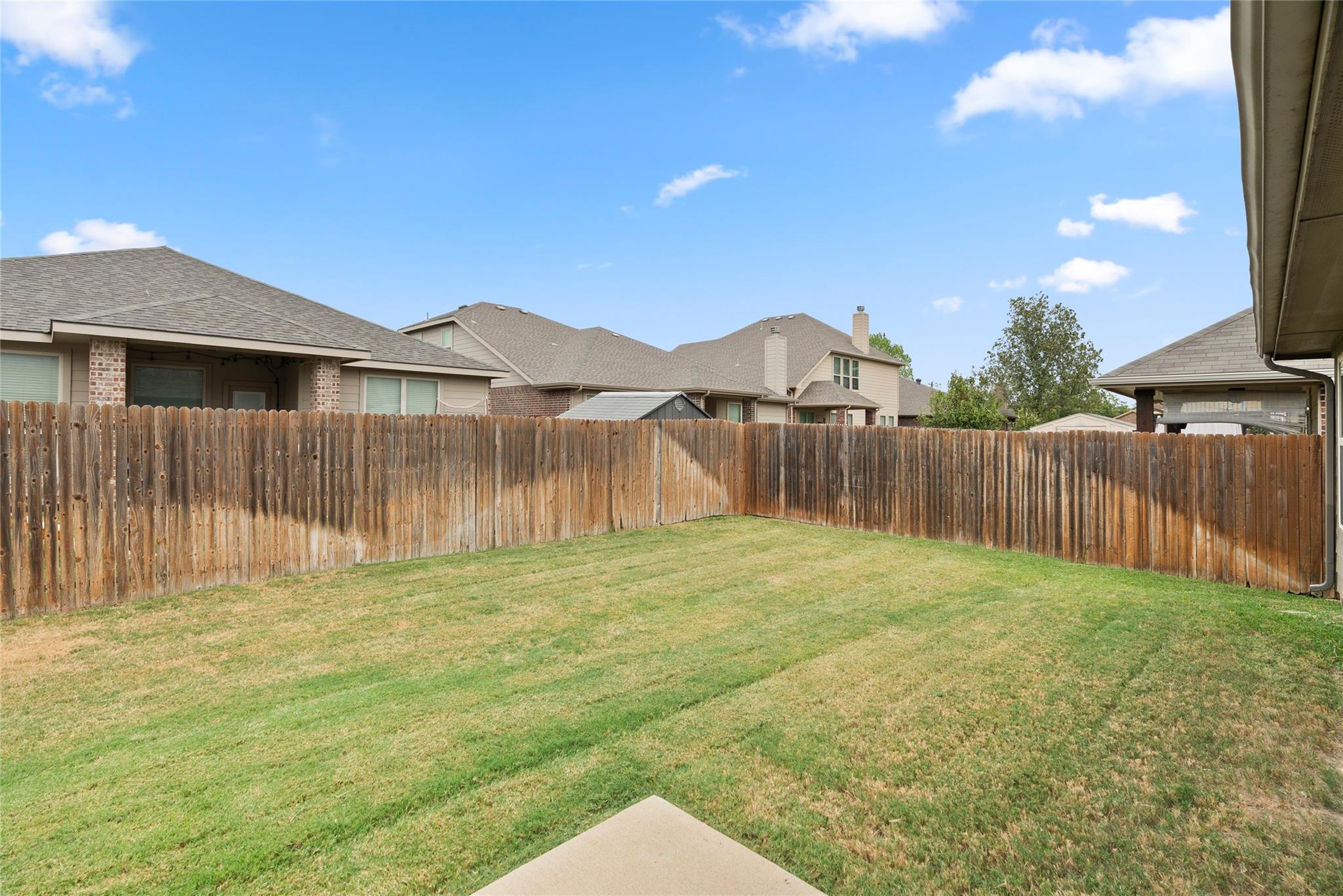 main property photo 17