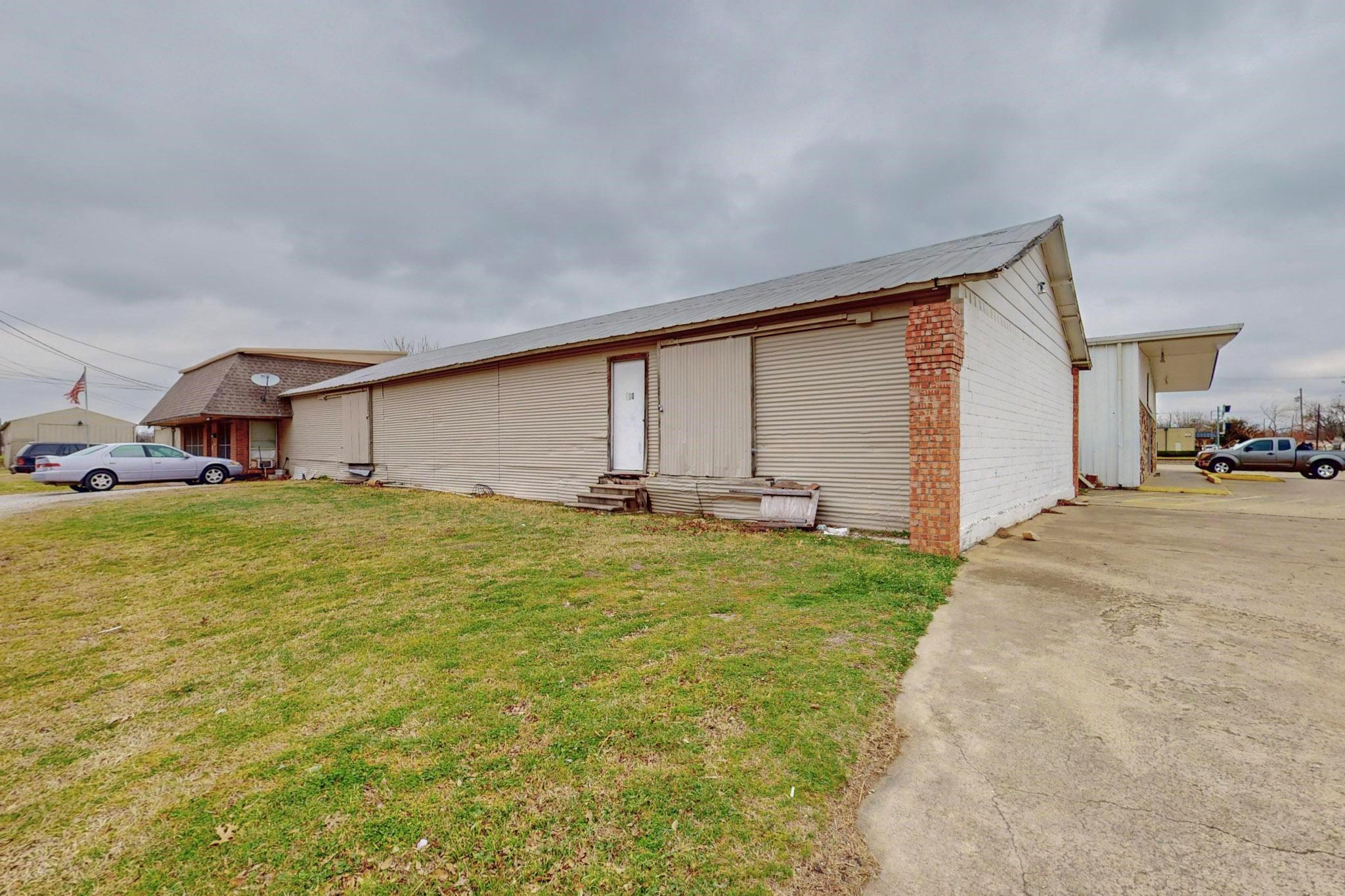 main property photo 15