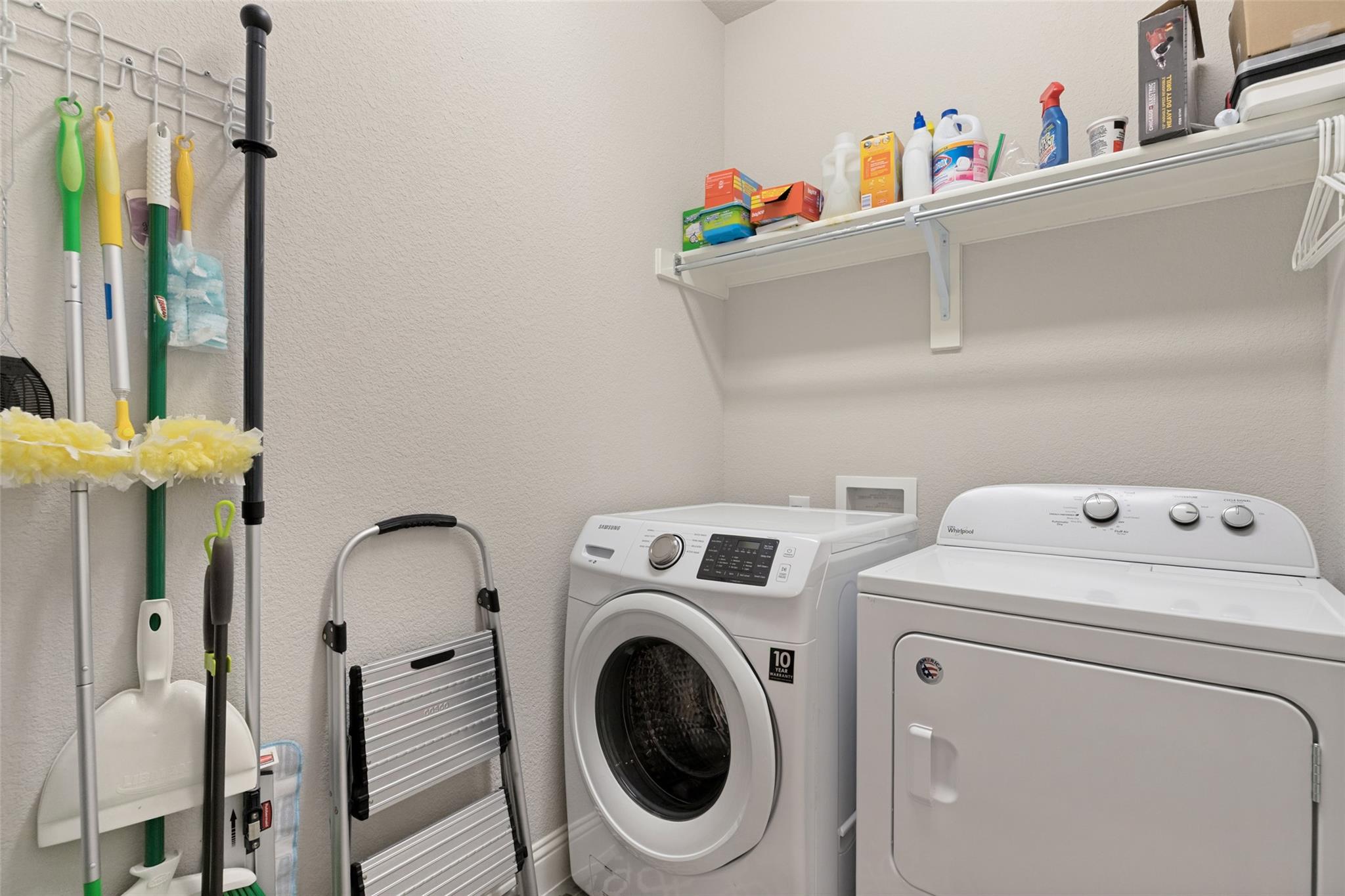 main property photo 17