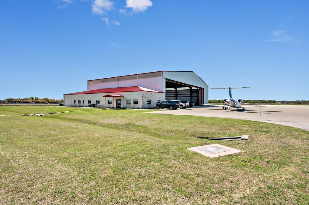 main property photo 13