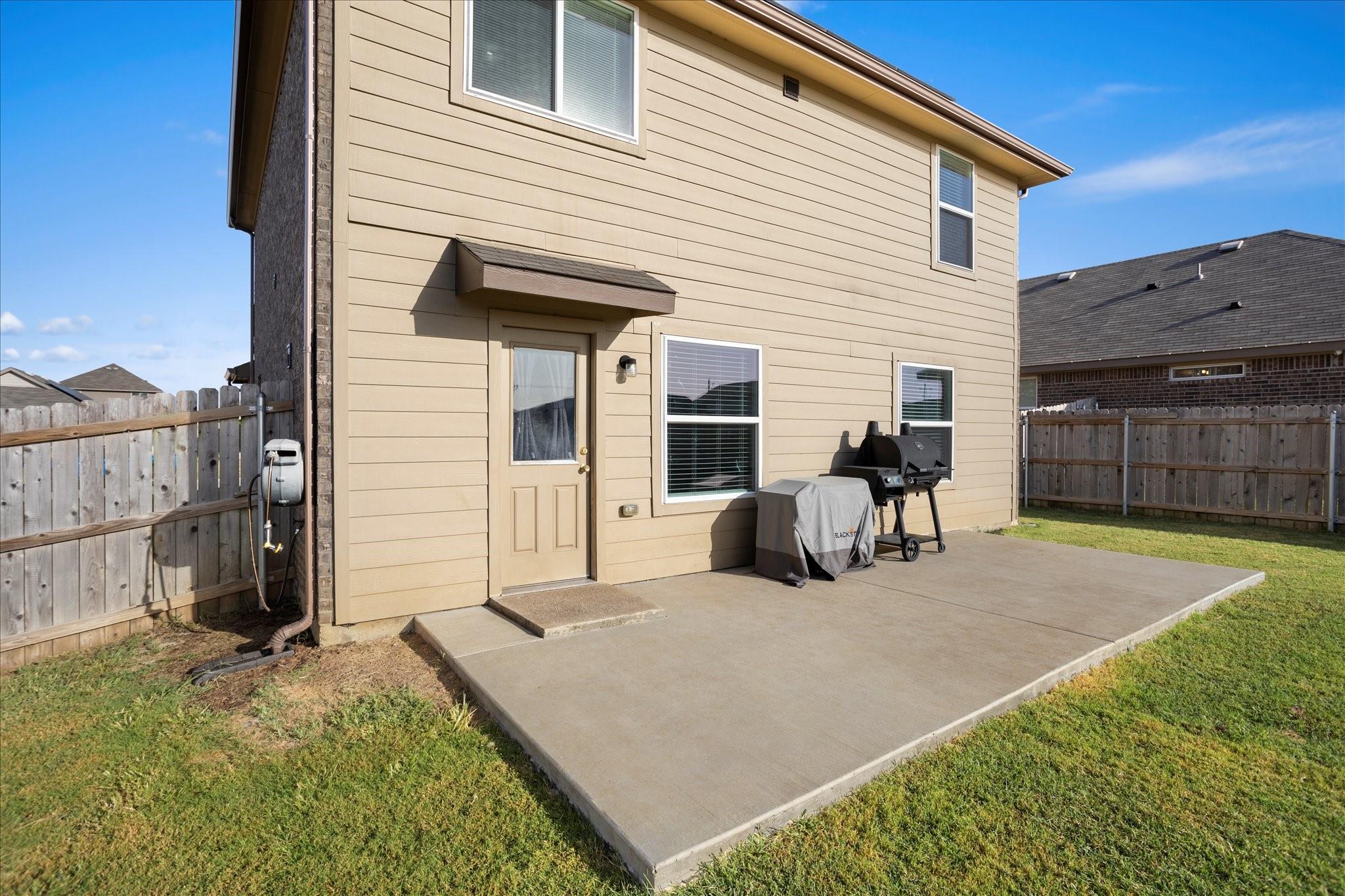main property photo 32