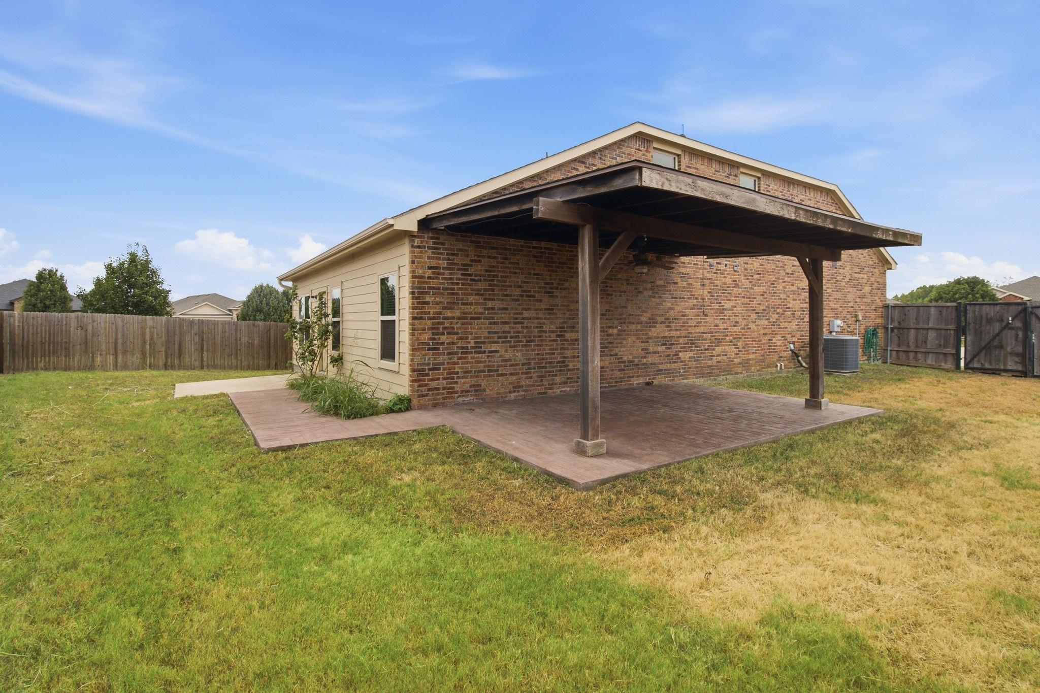 main property photo 33
