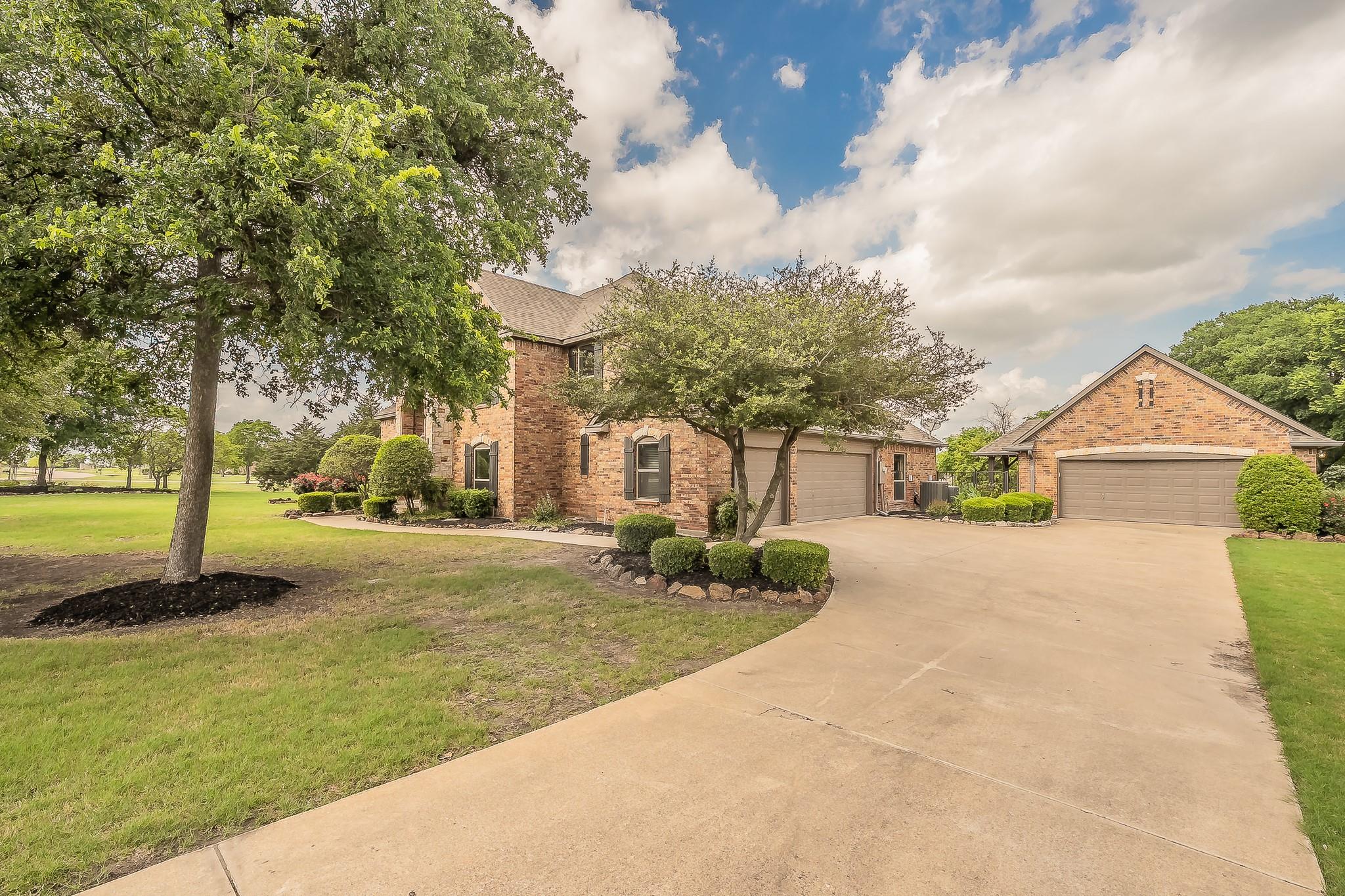 main property photo 37