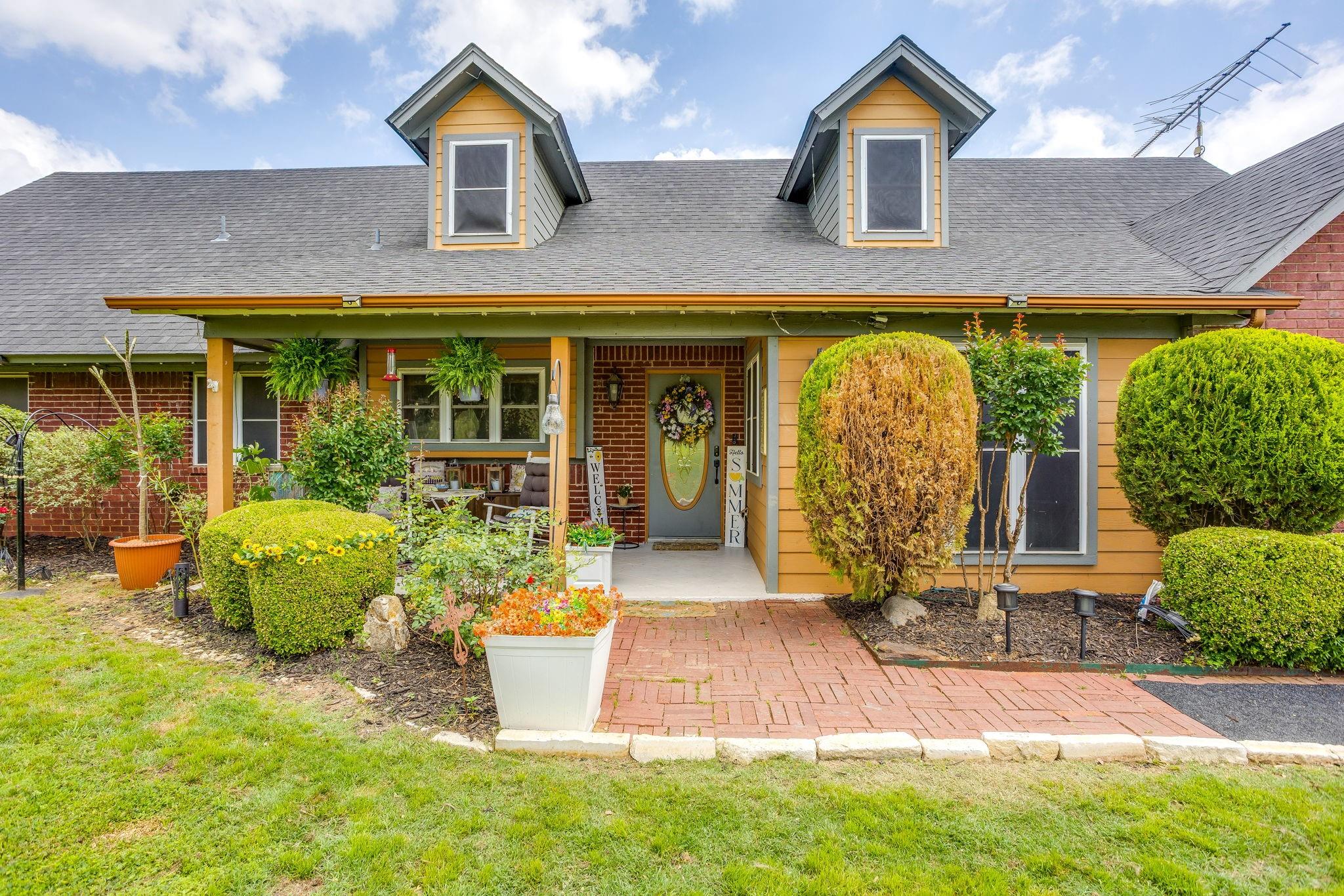 main property photo 2