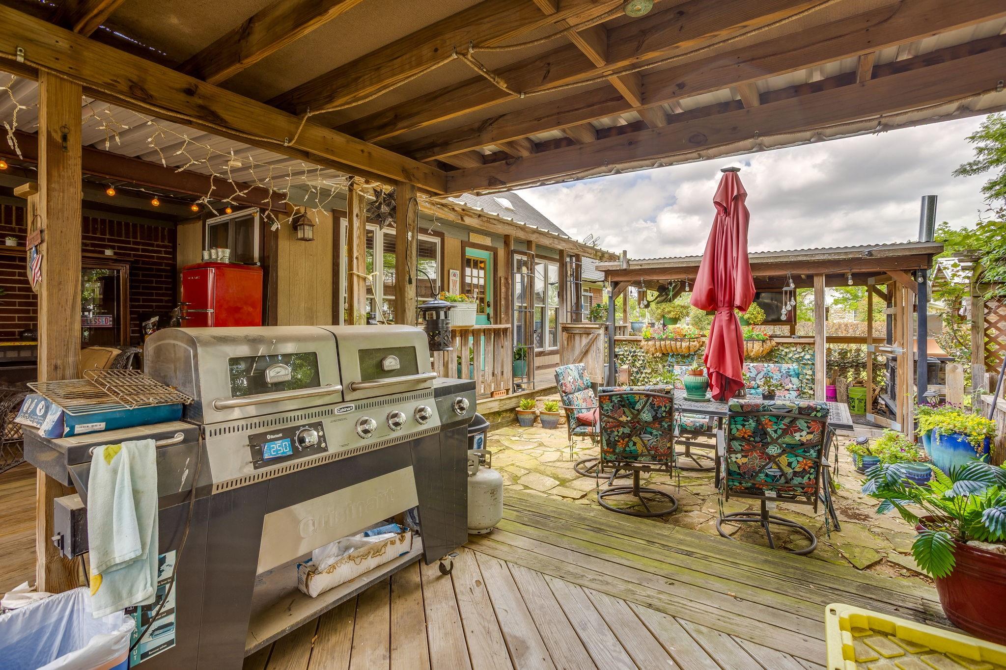 main property photo 26