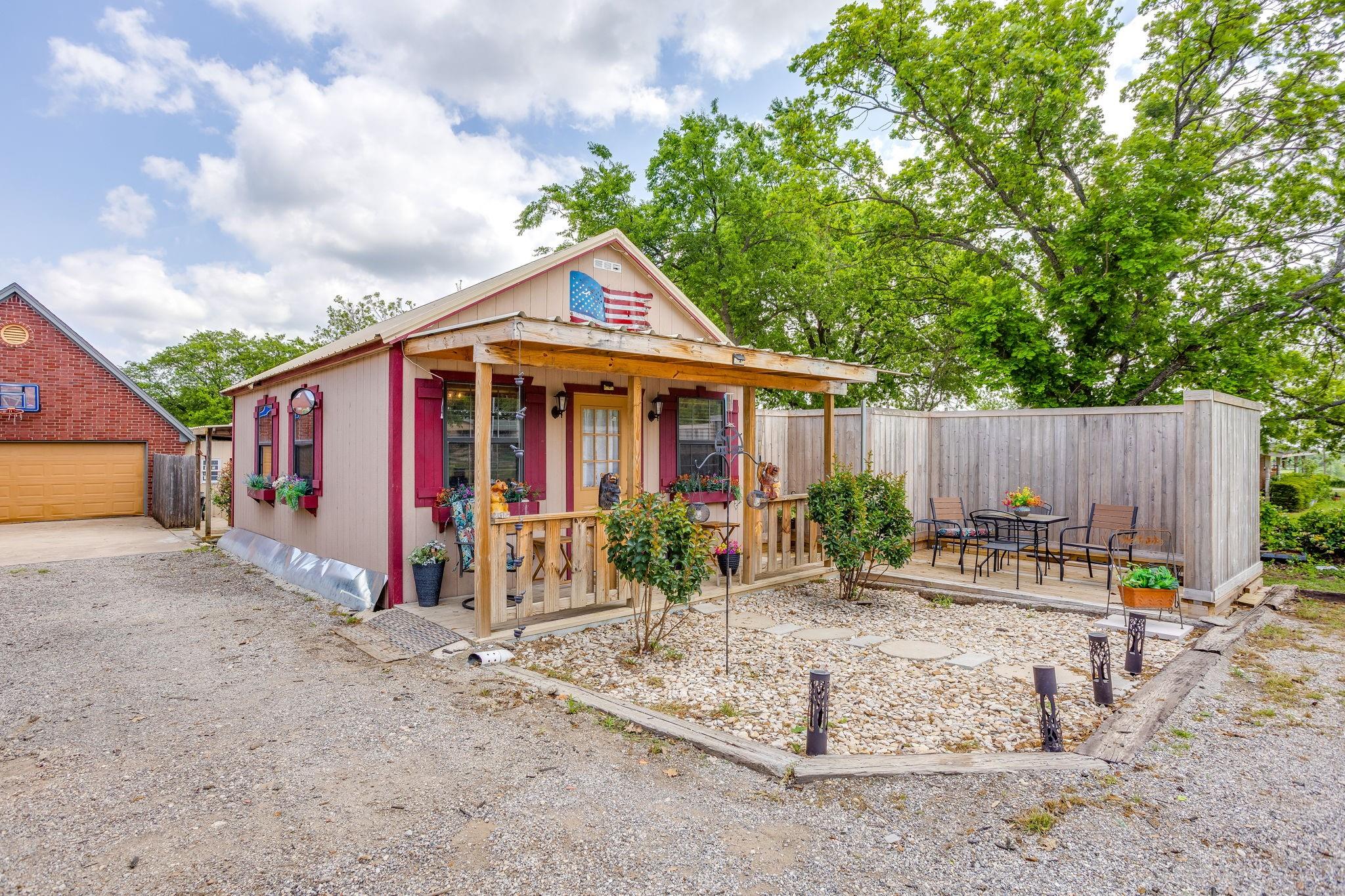 main property photo 34