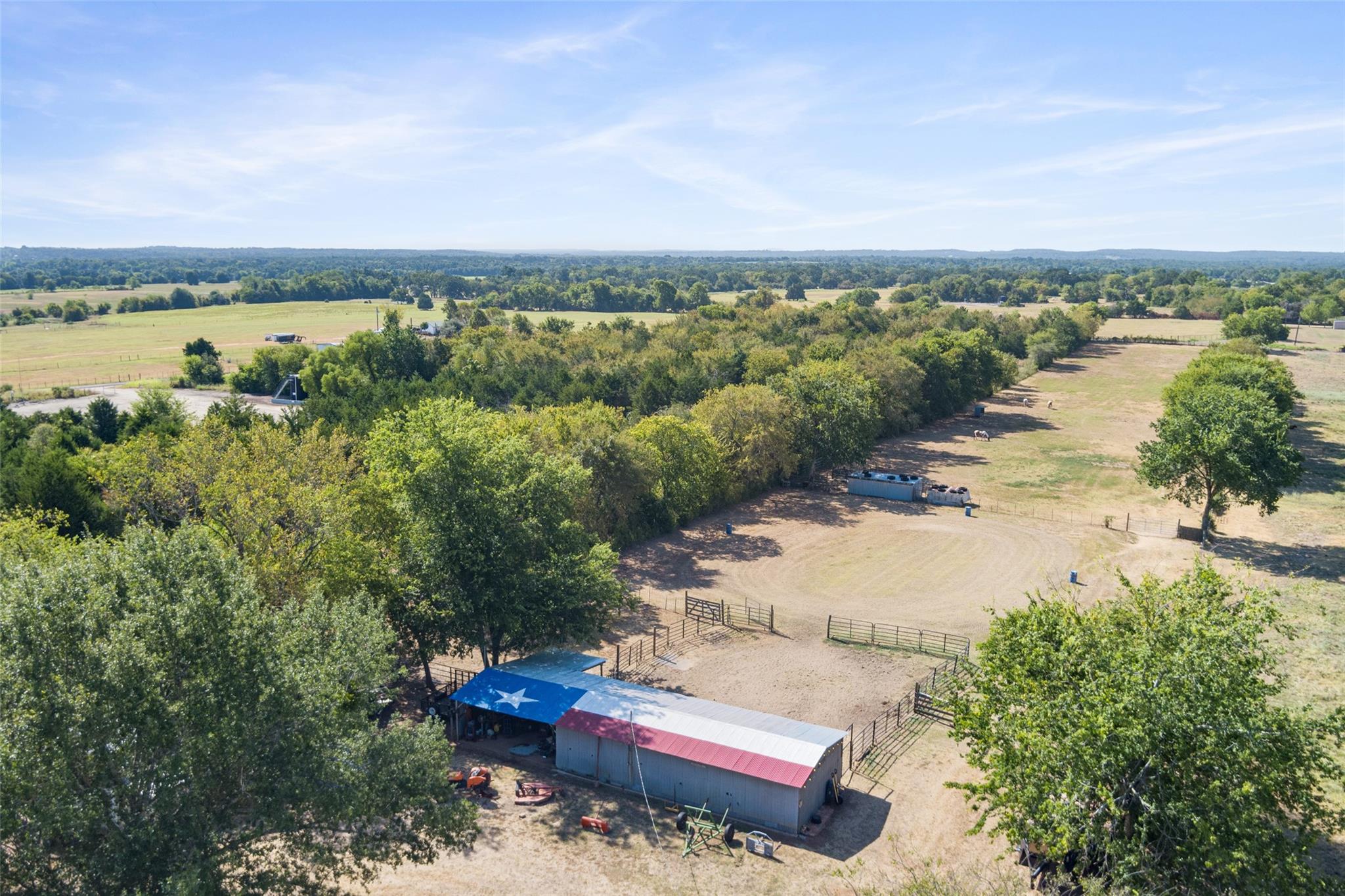 main property photo 33
