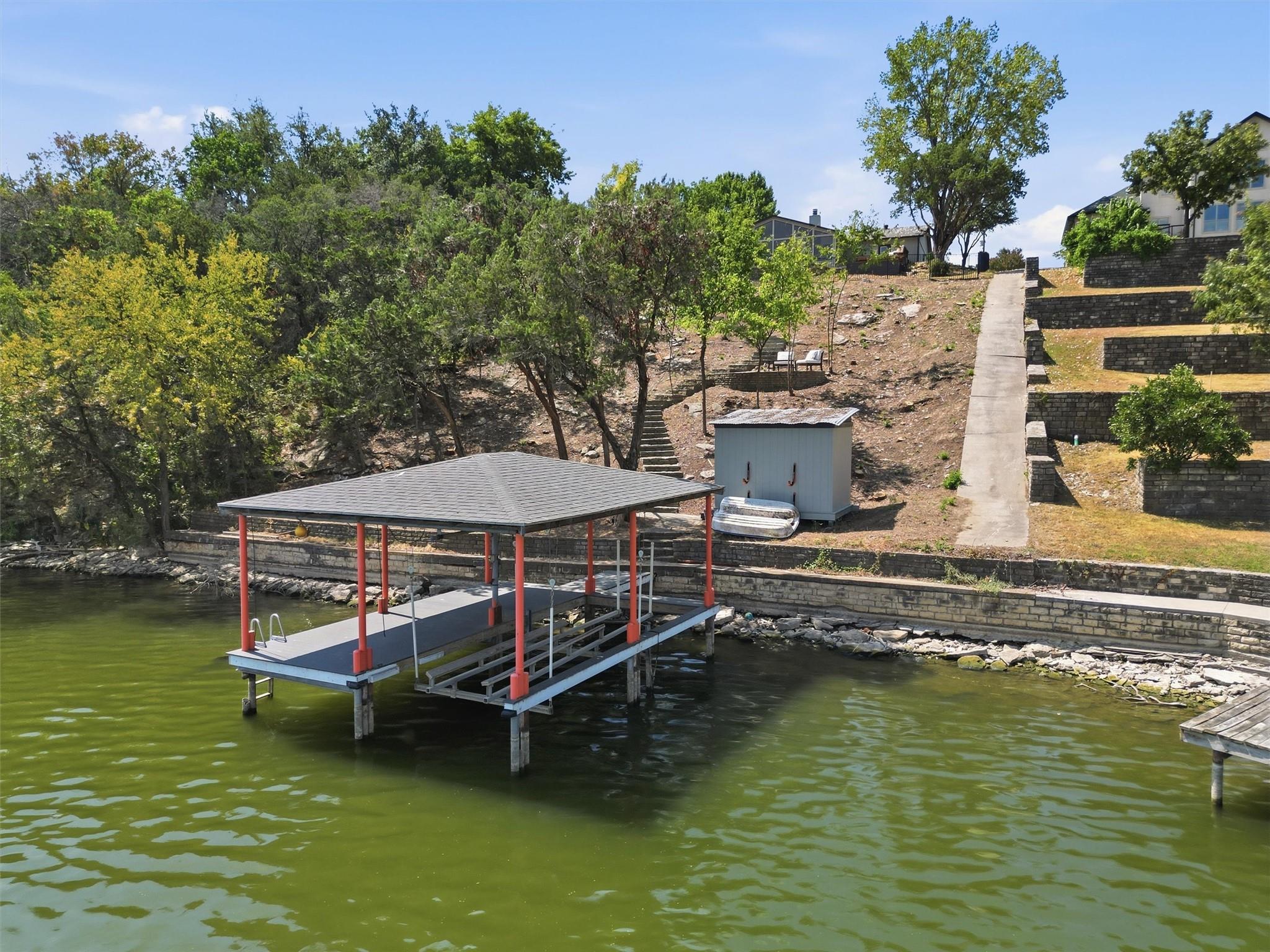 main property photo 37
