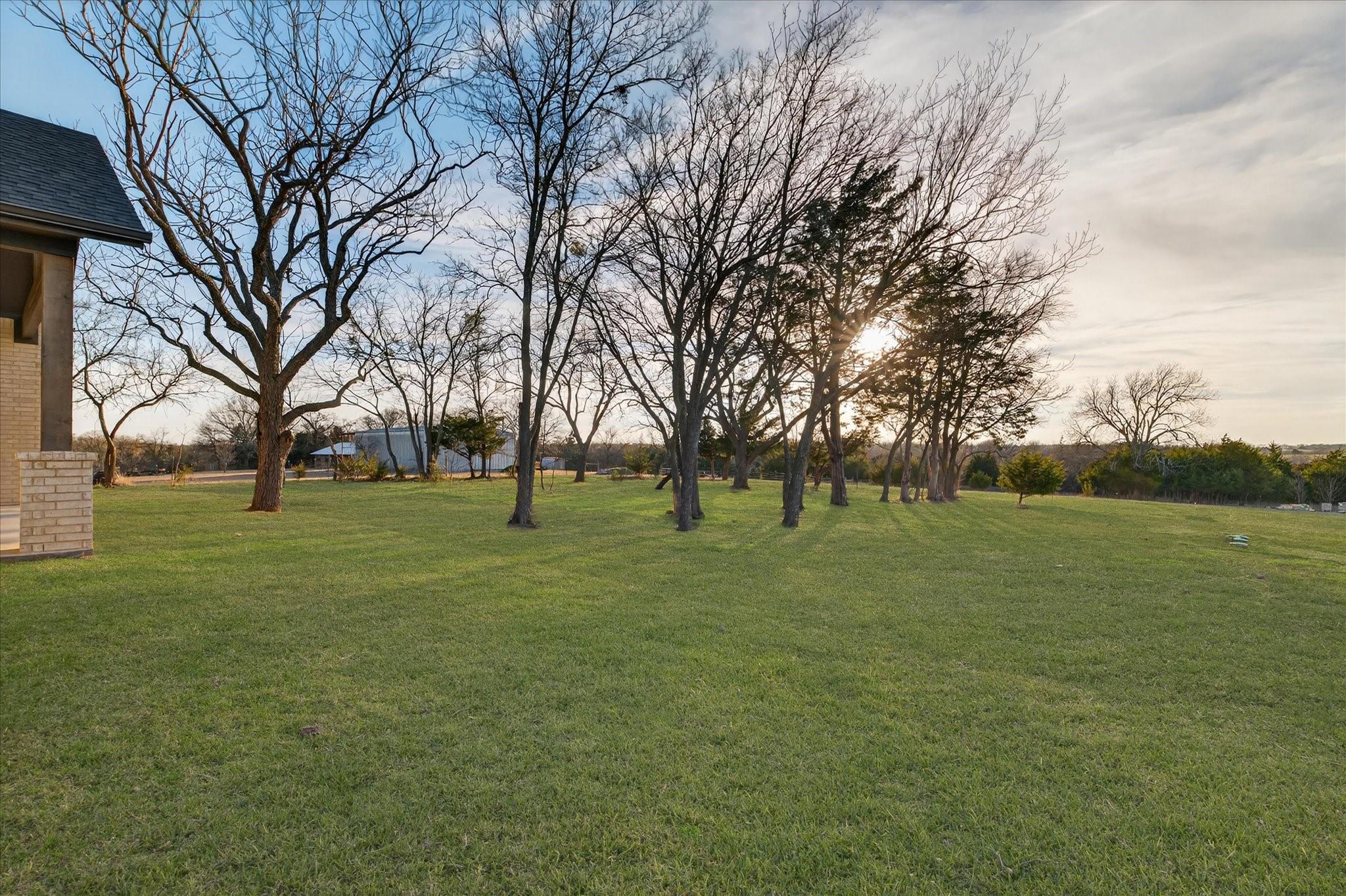 main property photo 4