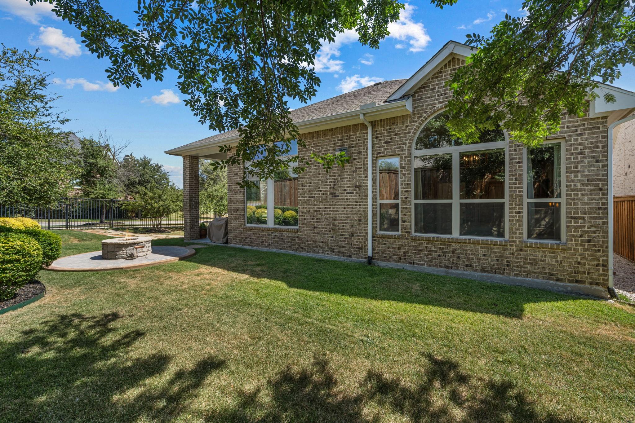 main property photo 35