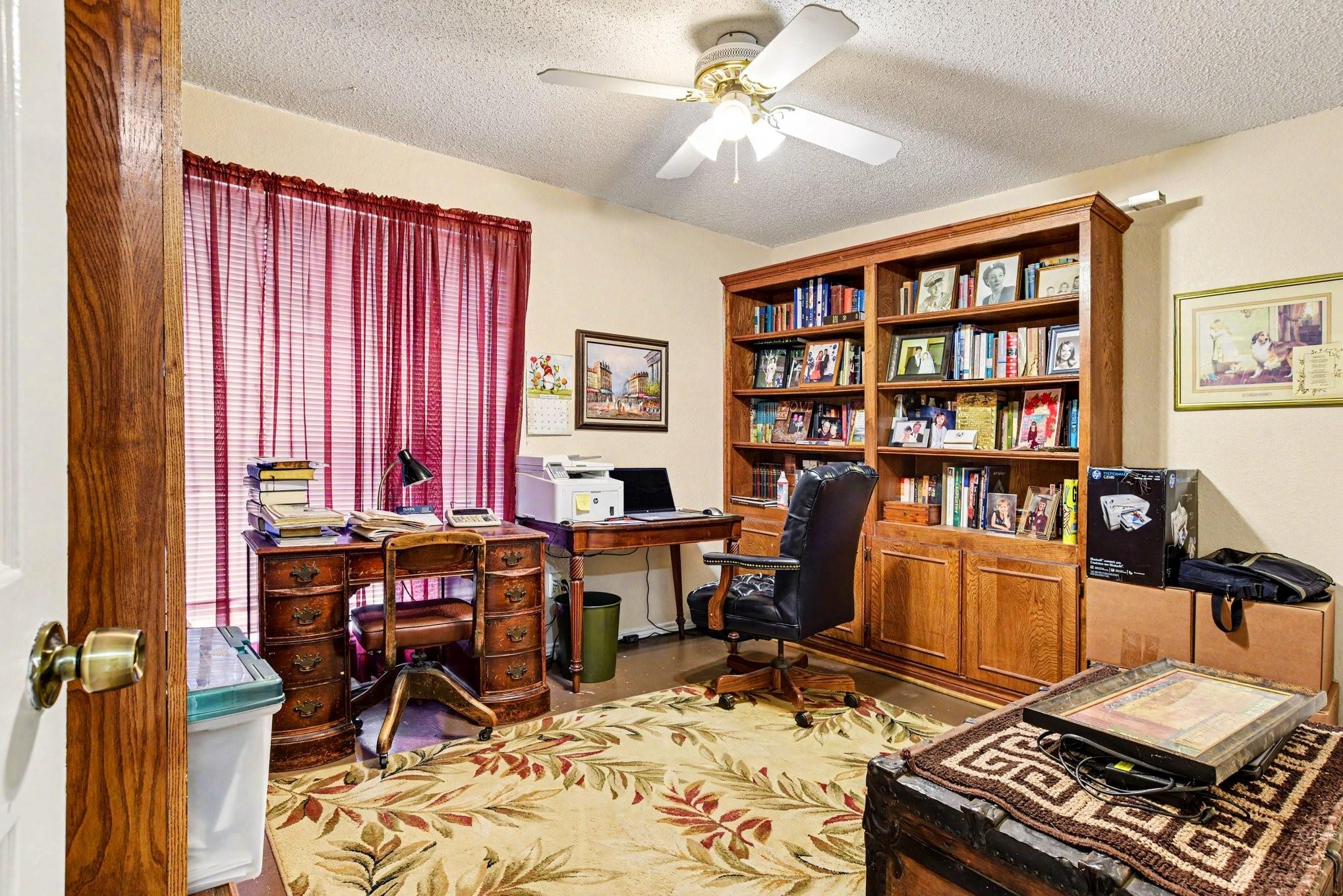 main property photo 18