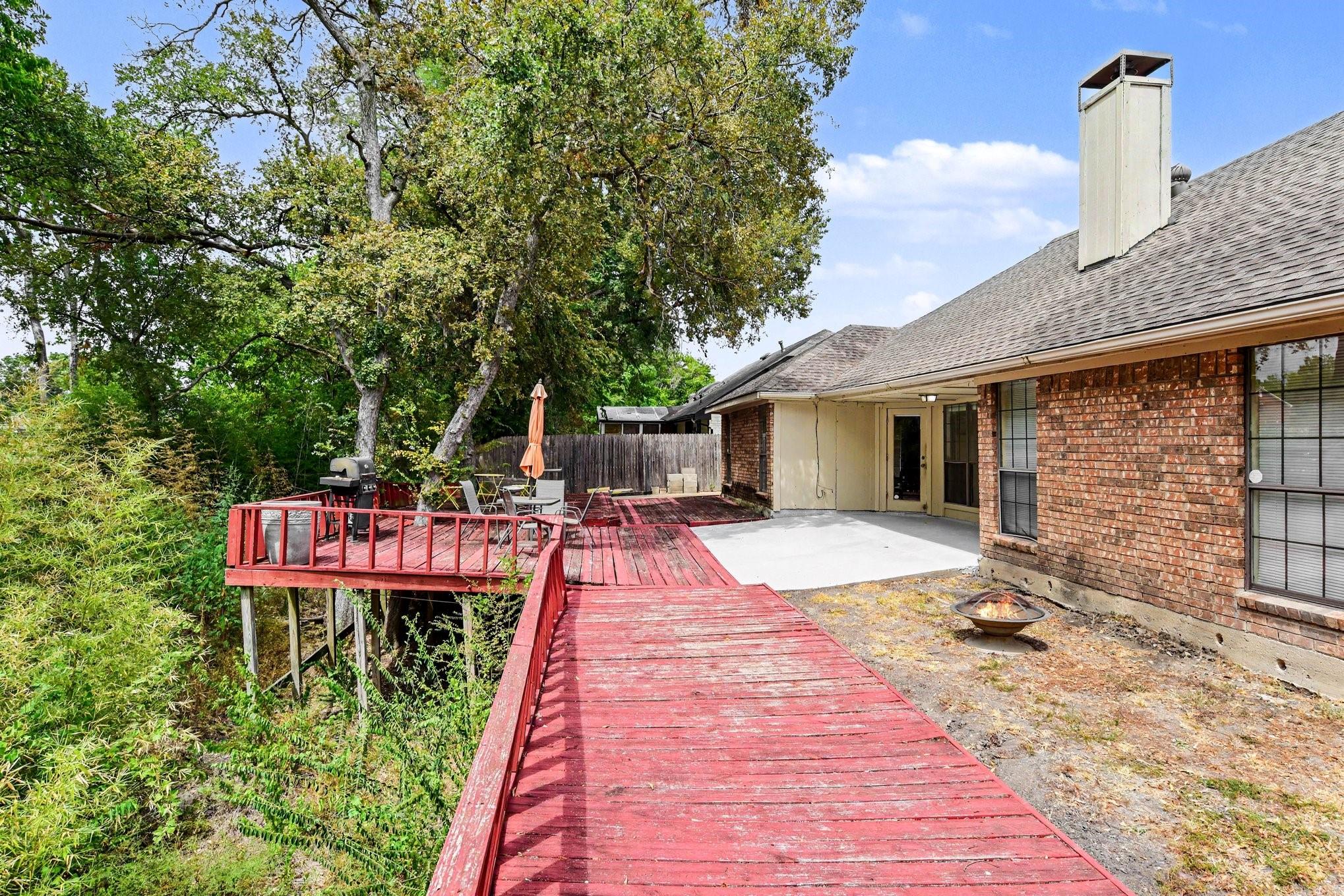 main property photo 20