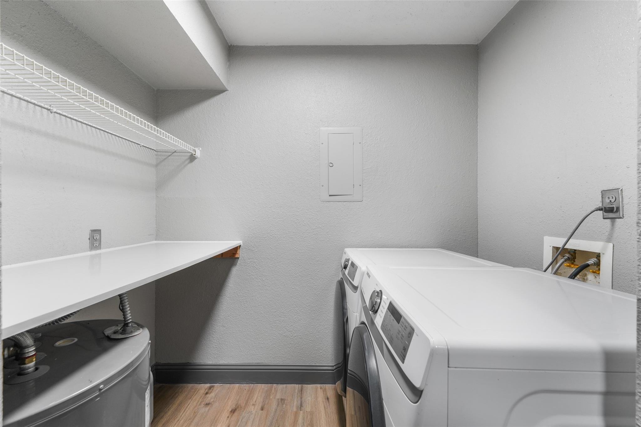 main property photo 12