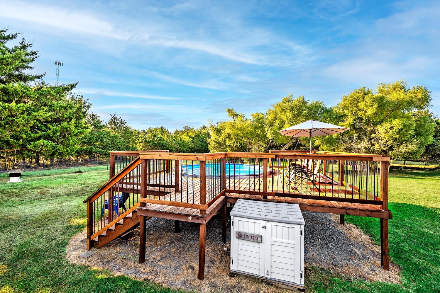 main property photo 20