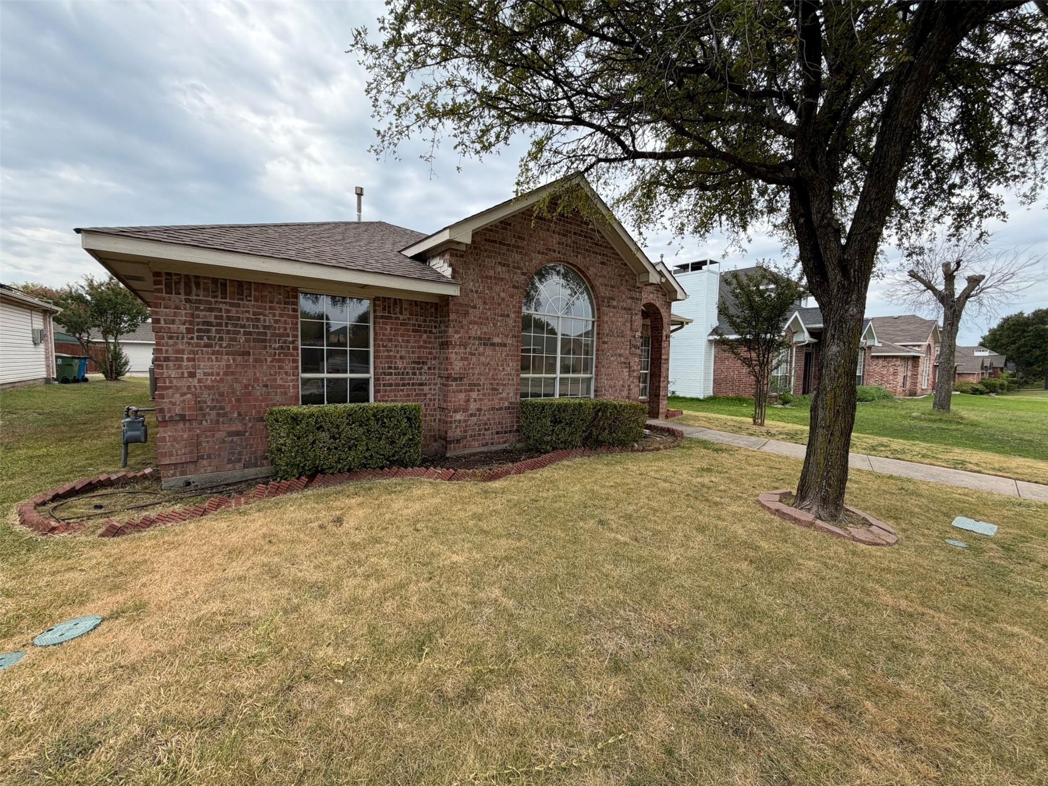 main property photo 22
