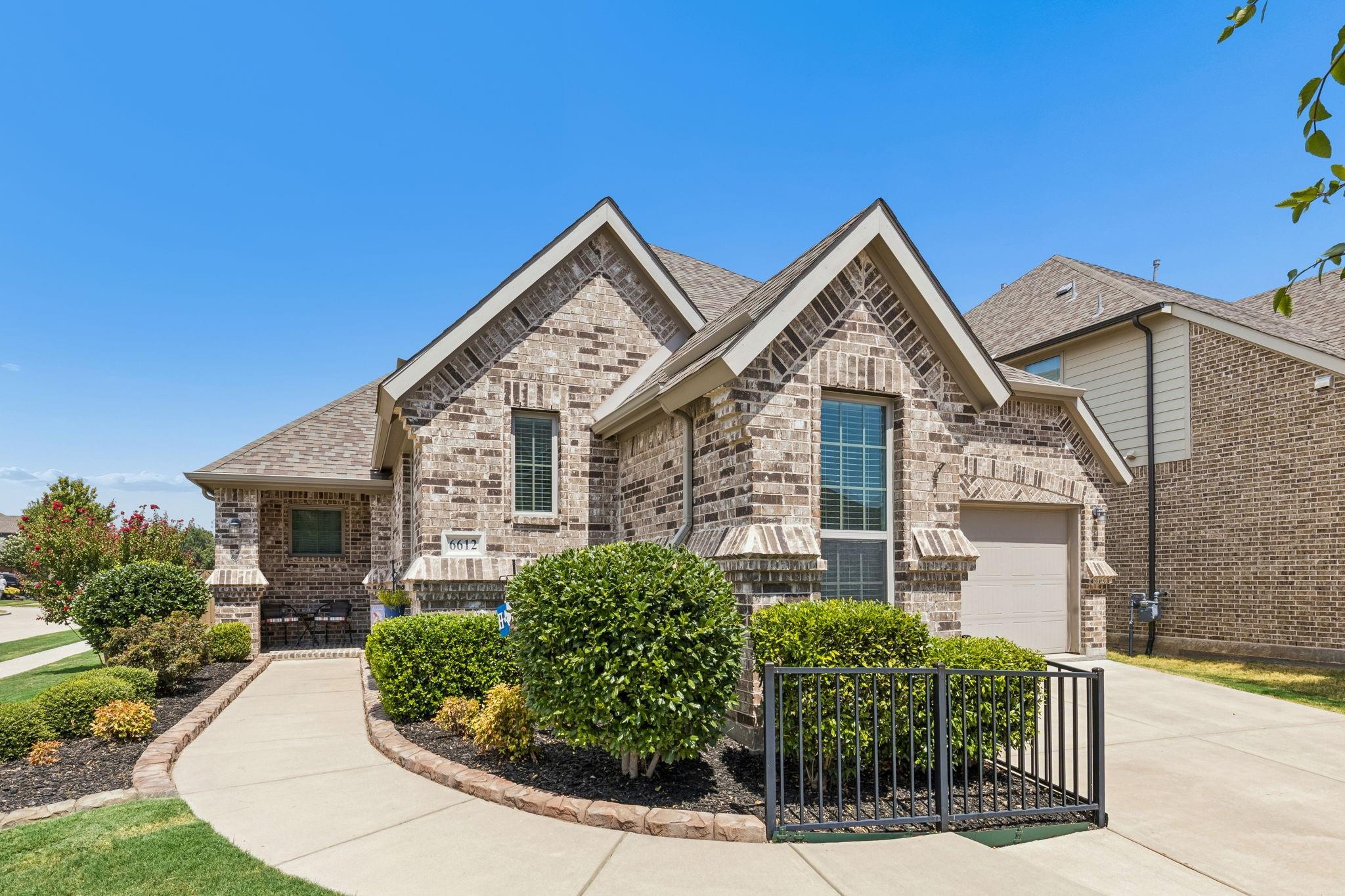 main property photo 1