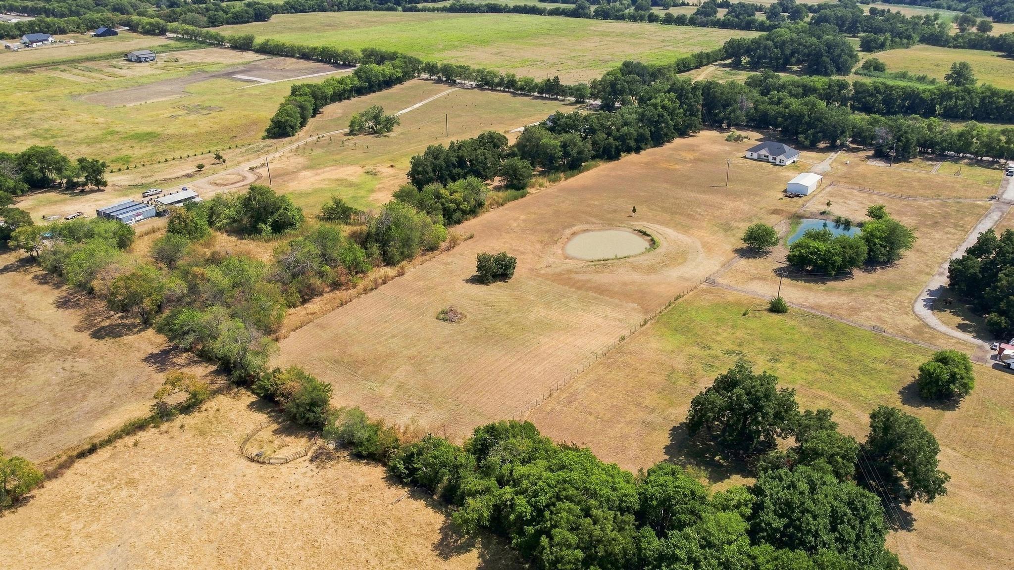 main property photo 36