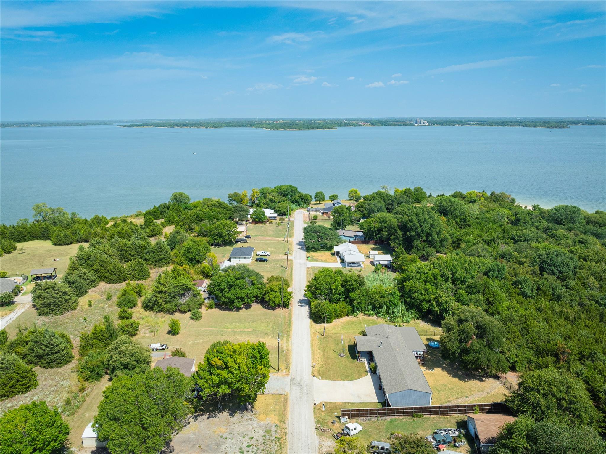 main property photo 35