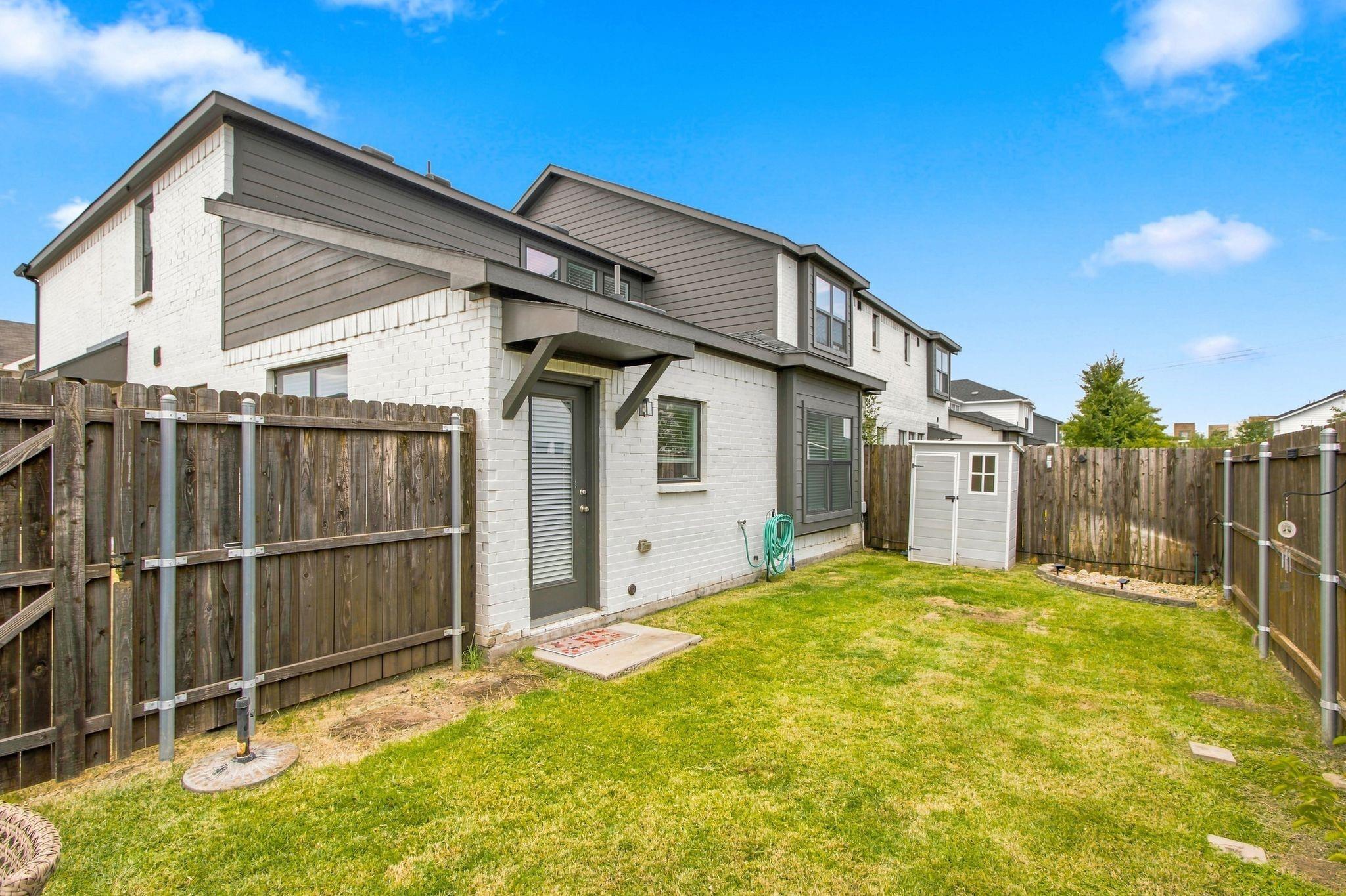 main property photo 27
