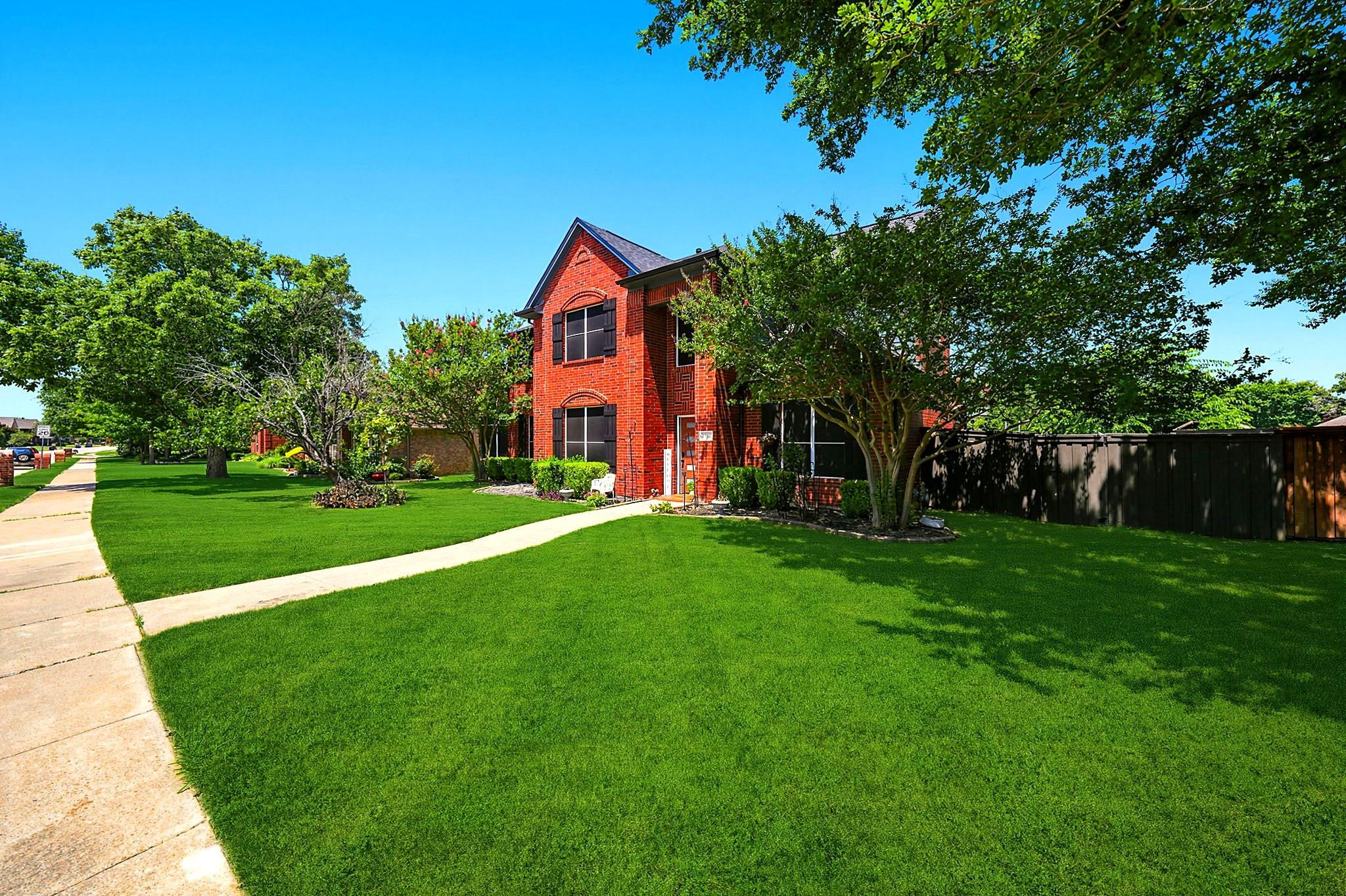 main property photo 18