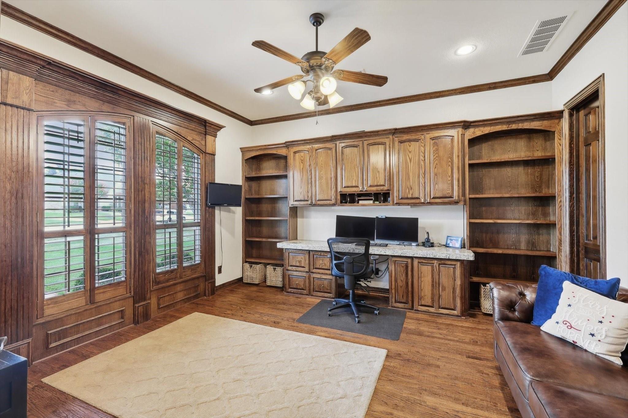 main property photo 5