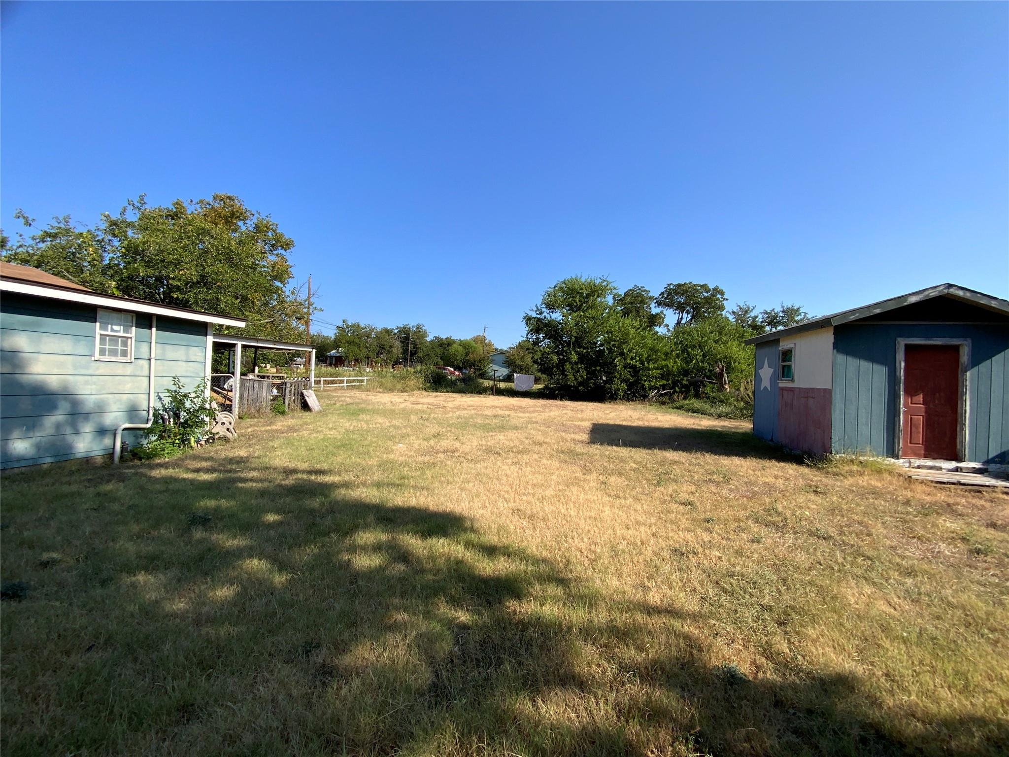main property photo 19