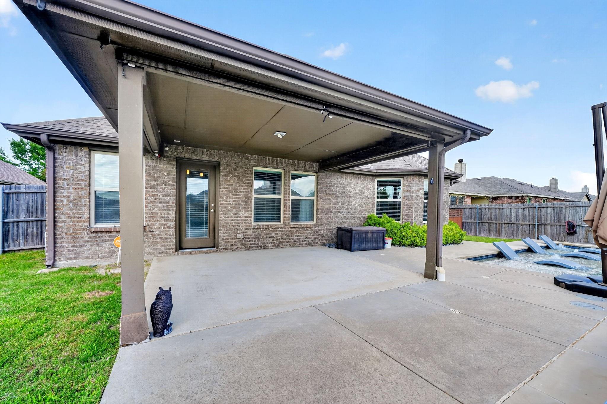 main property photo 37