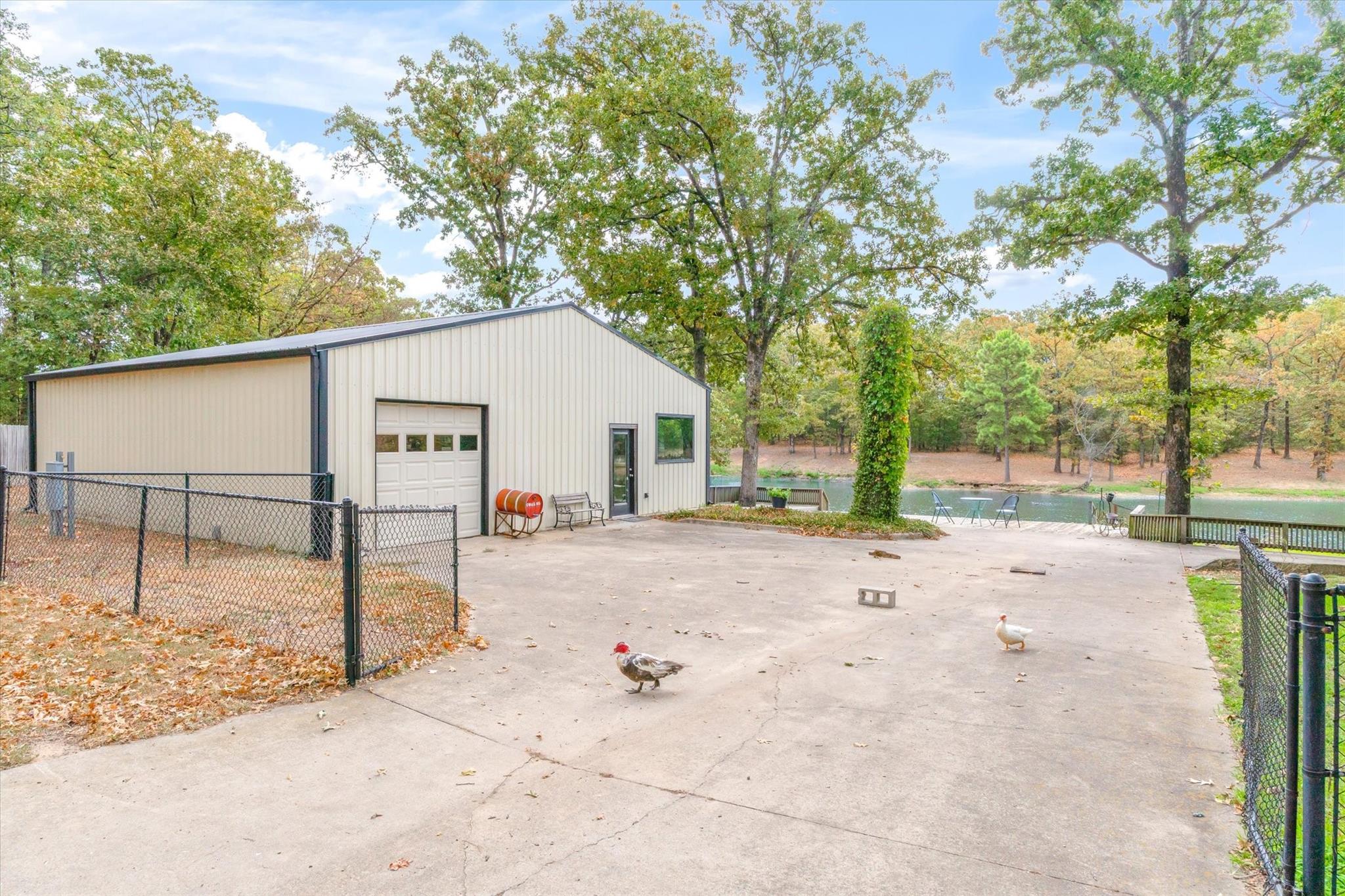main property photo 21