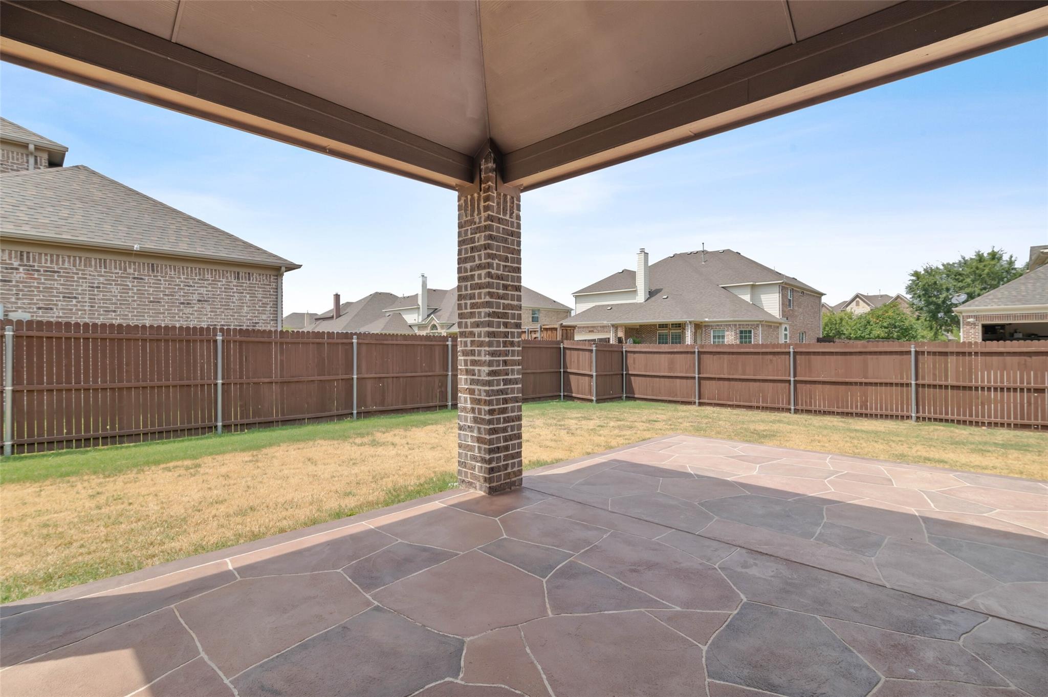 main property photo 36