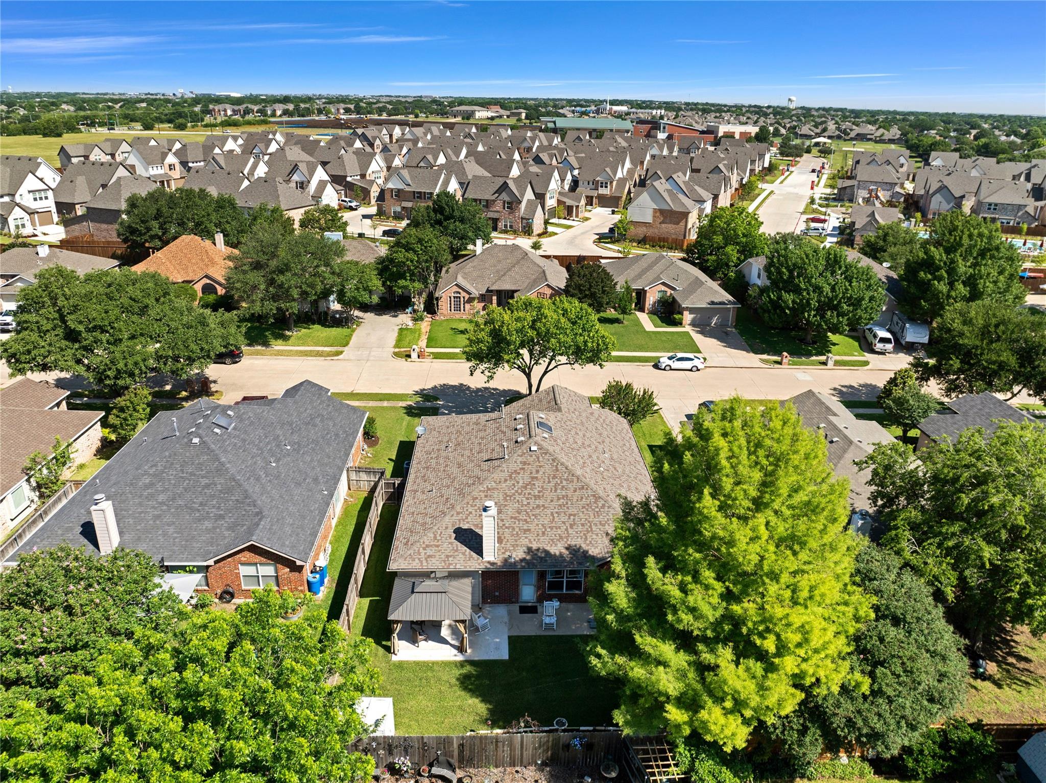 main property photo 33