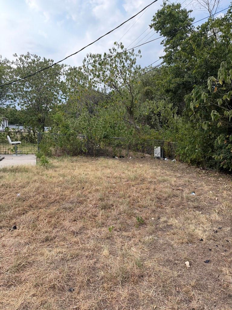 main property photo 12