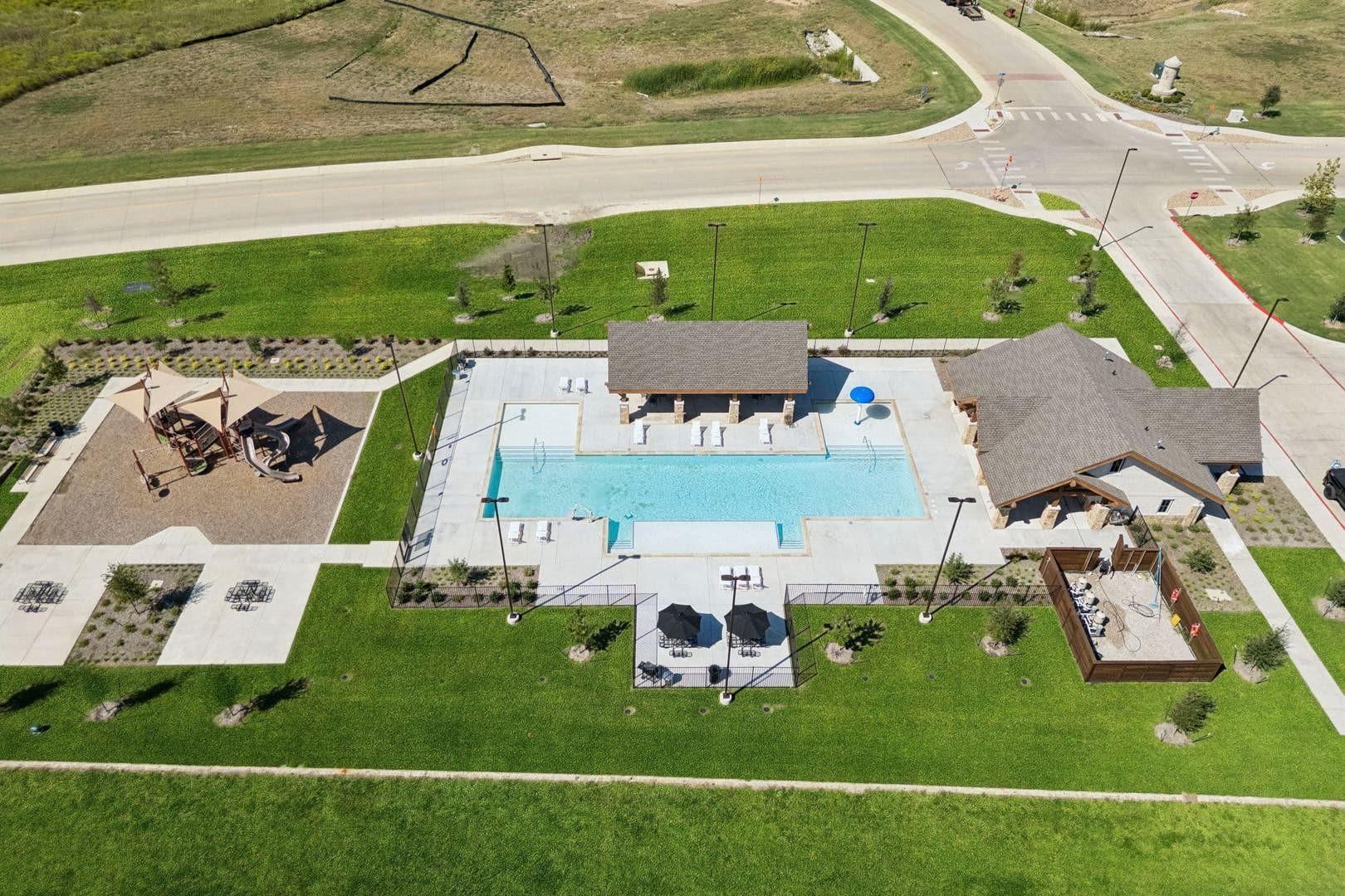 main property photo 26