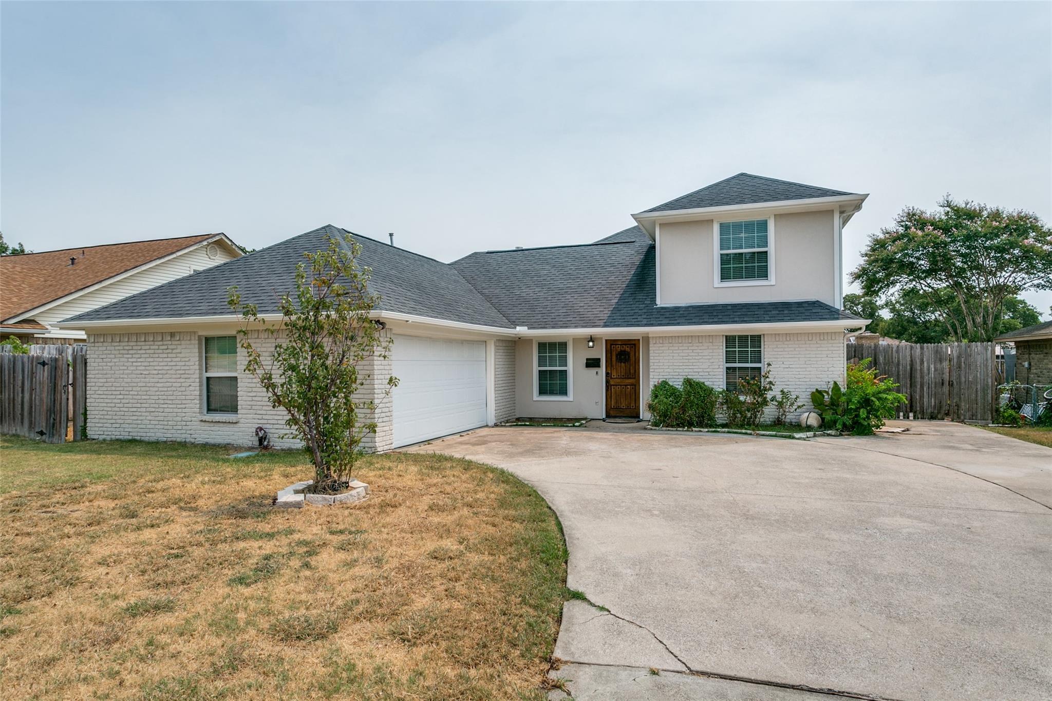main property photo 2