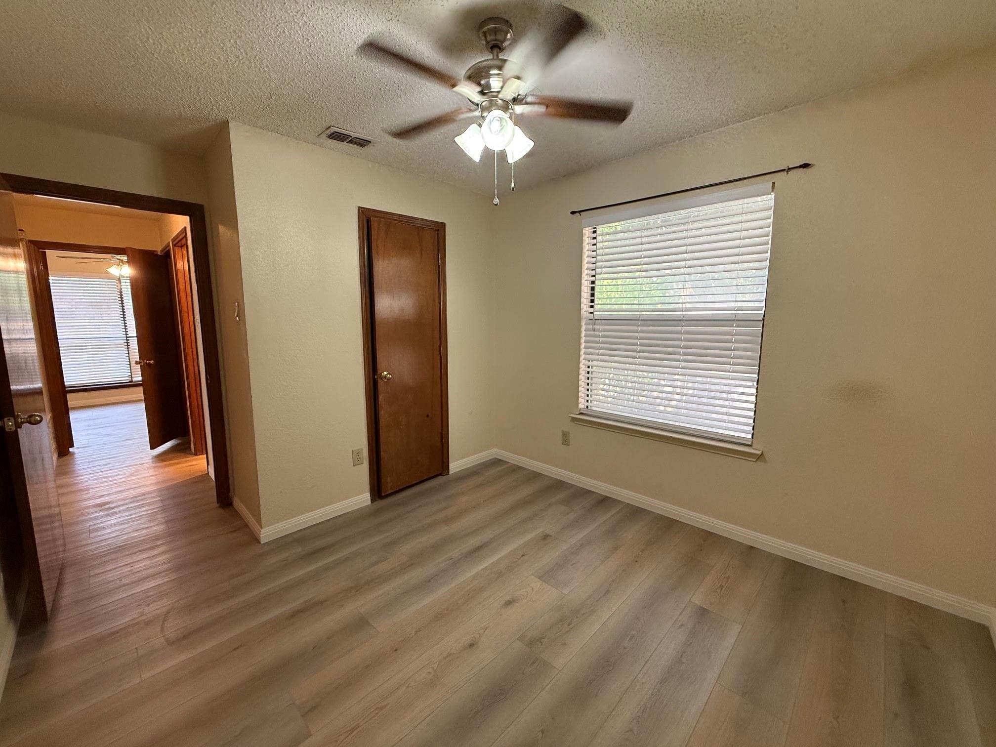 property viewer photo 10