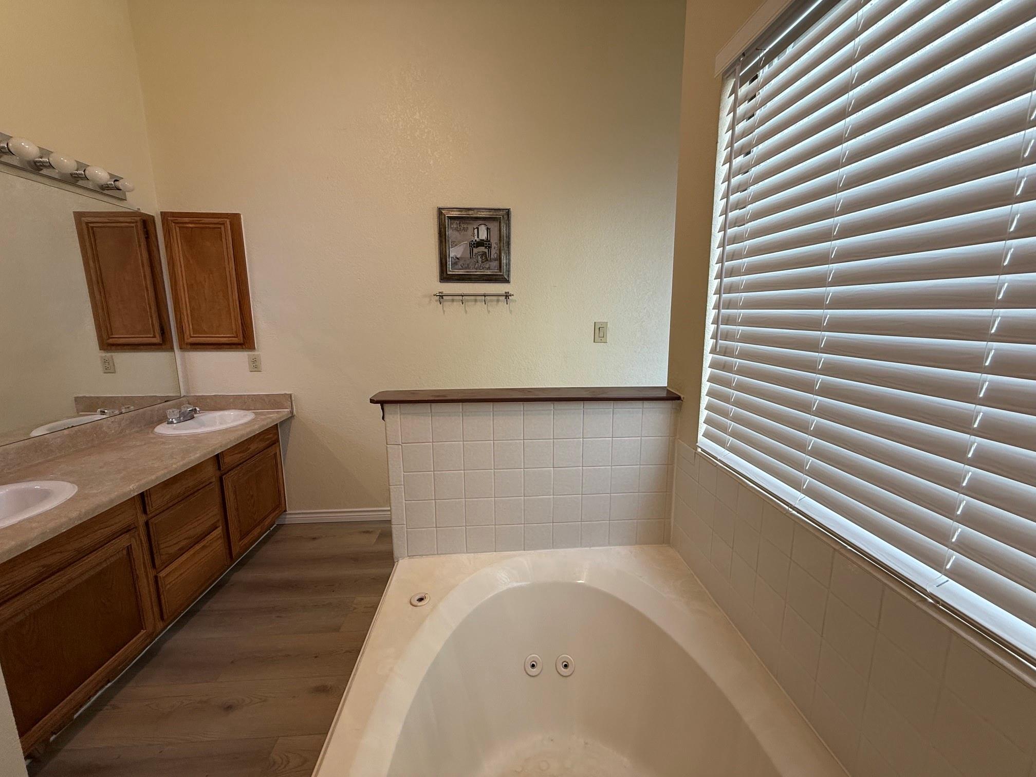 property viewer photo 13