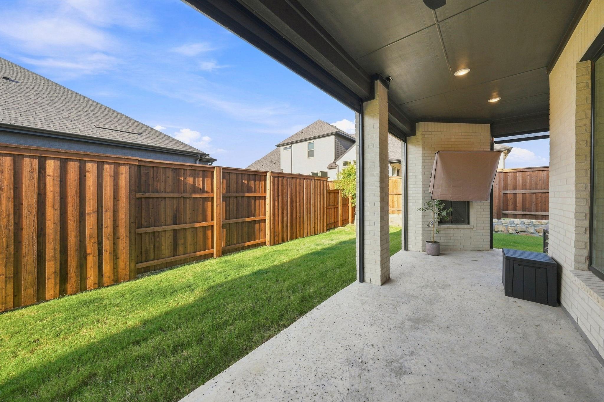 main property photo 29