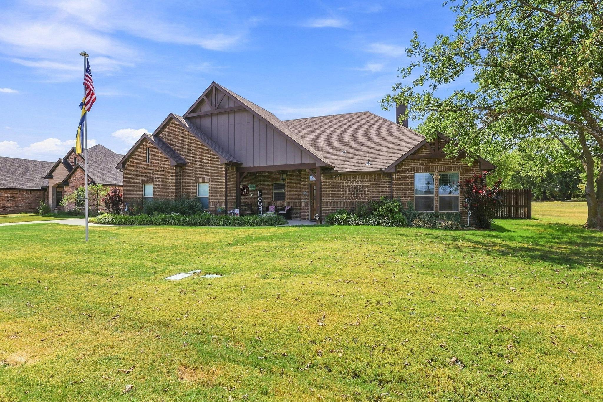 main property photo 37