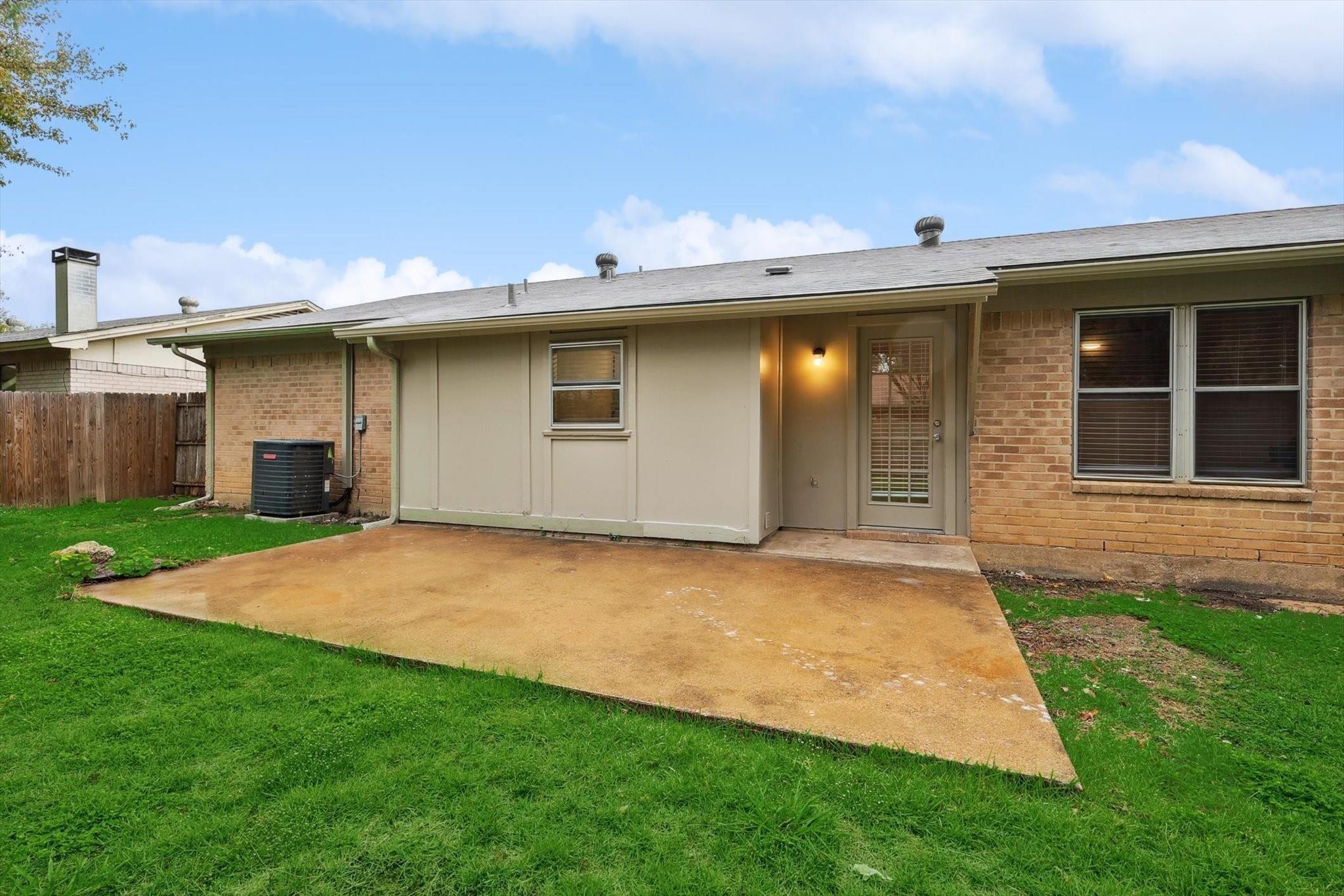 main property photo 12