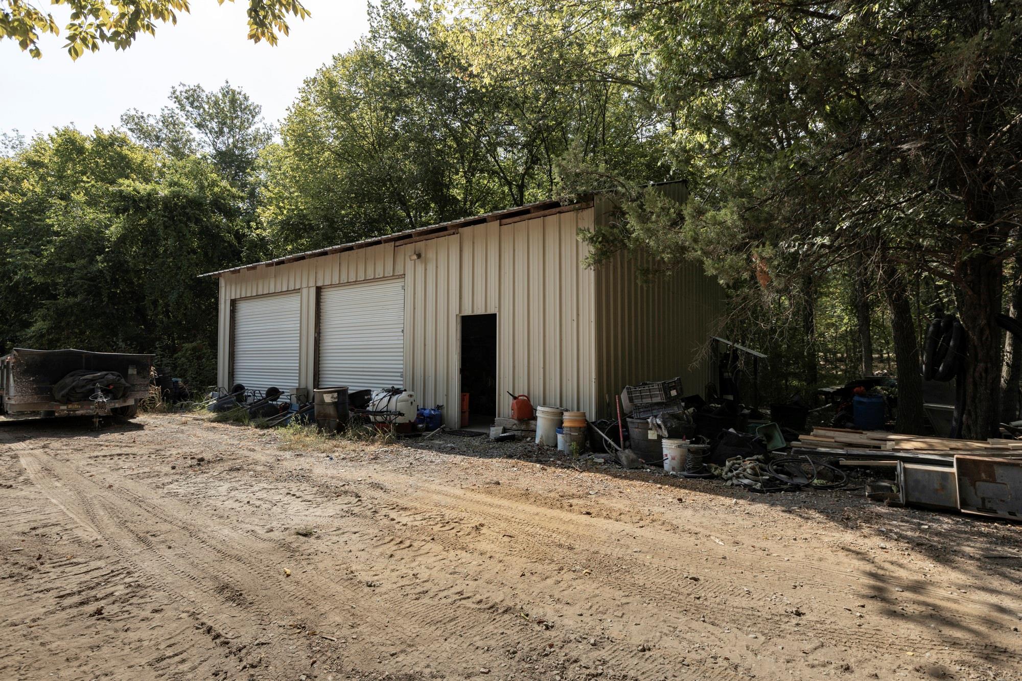 main property photo 33