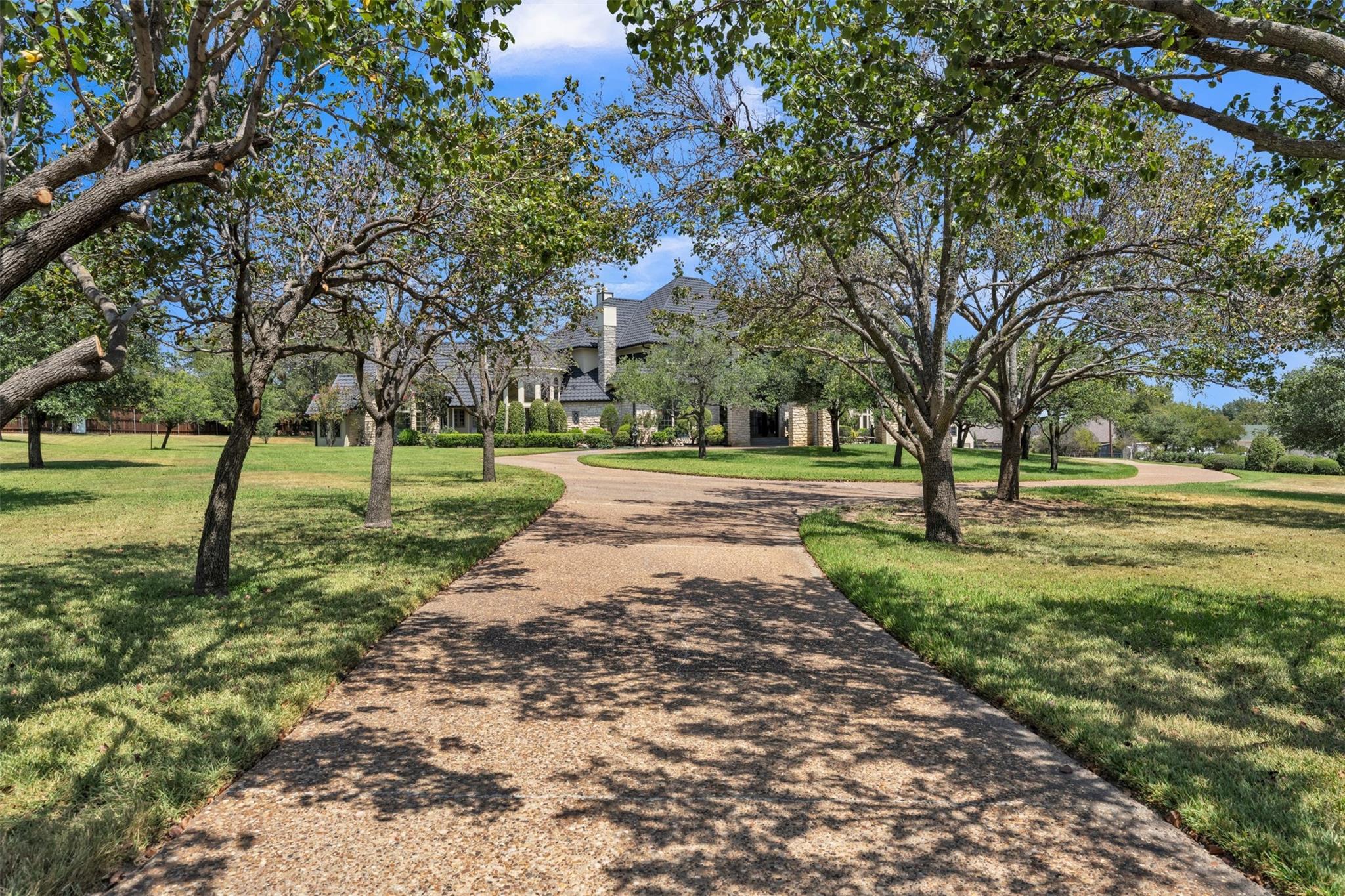 main property photo 6
