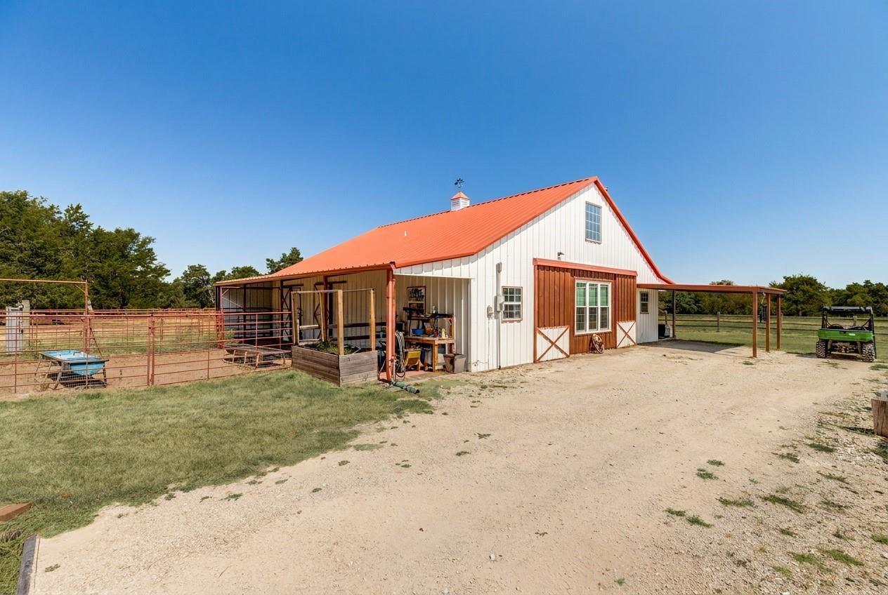 main property photo 22