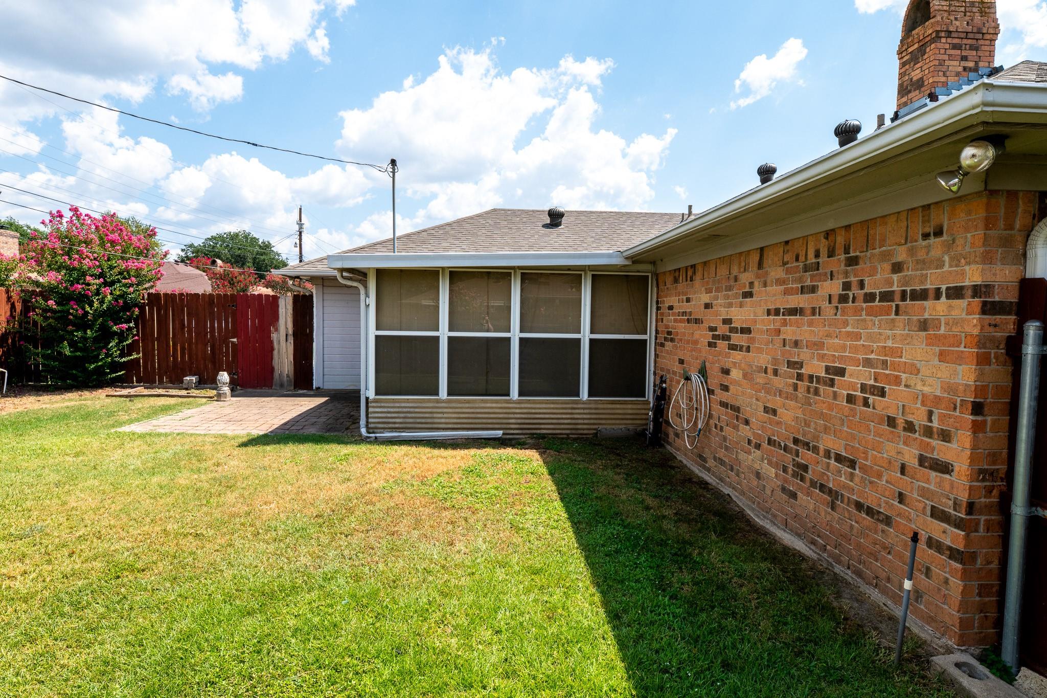 main property photo 38