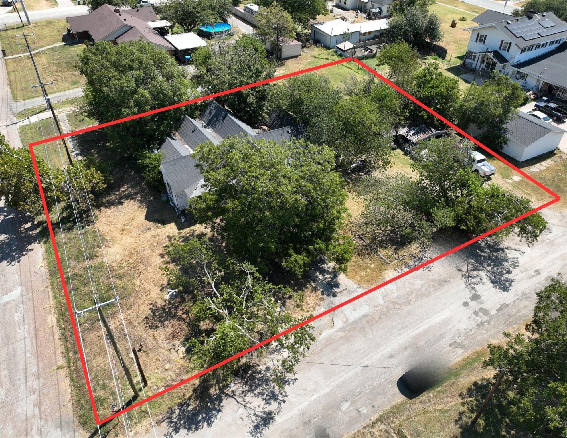 main property photo 8