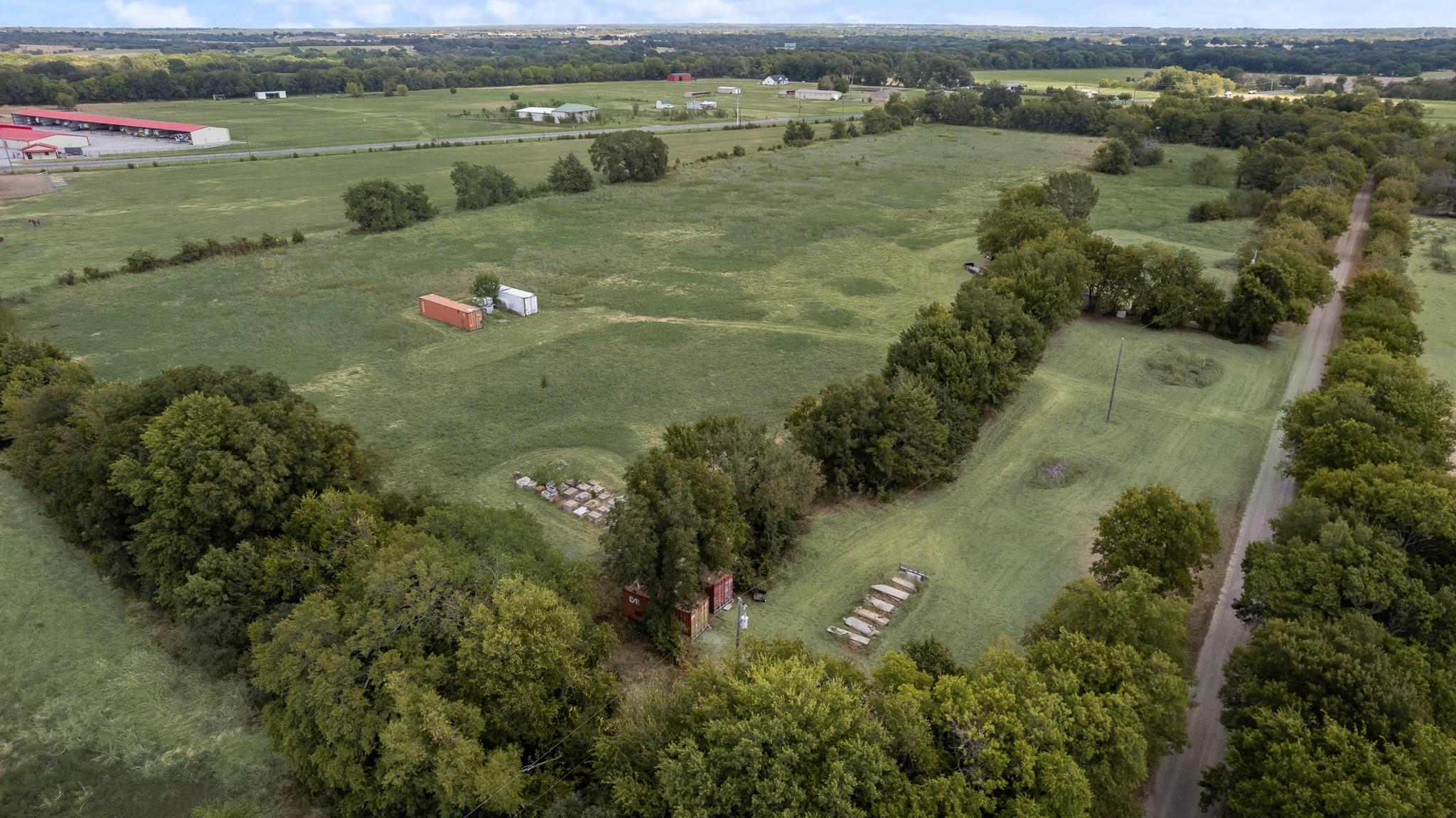 main property photo 12