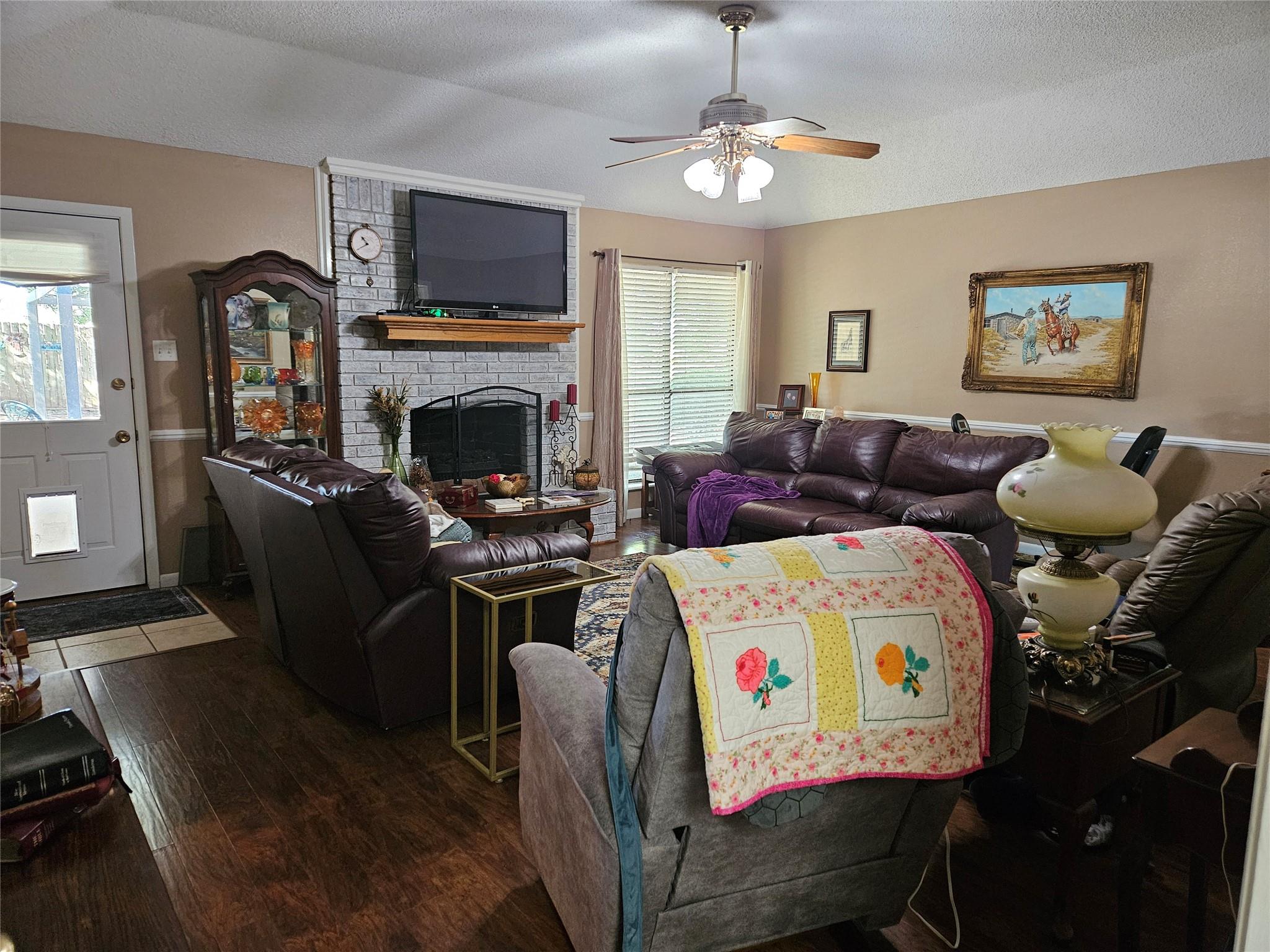main property photo 12